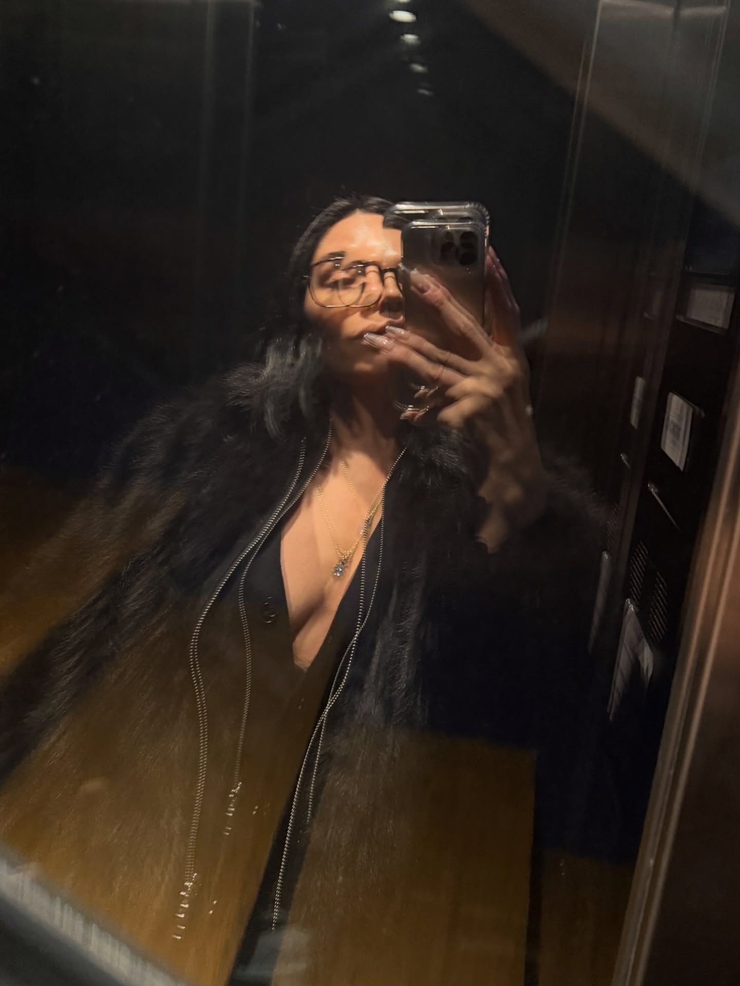 The middle of March ✨ Collecting moments & lingering a little longer. Every moment can be dear, and maybe that's all we ever have. Finding new spaces and new places, and kinder ways to say my name 💌