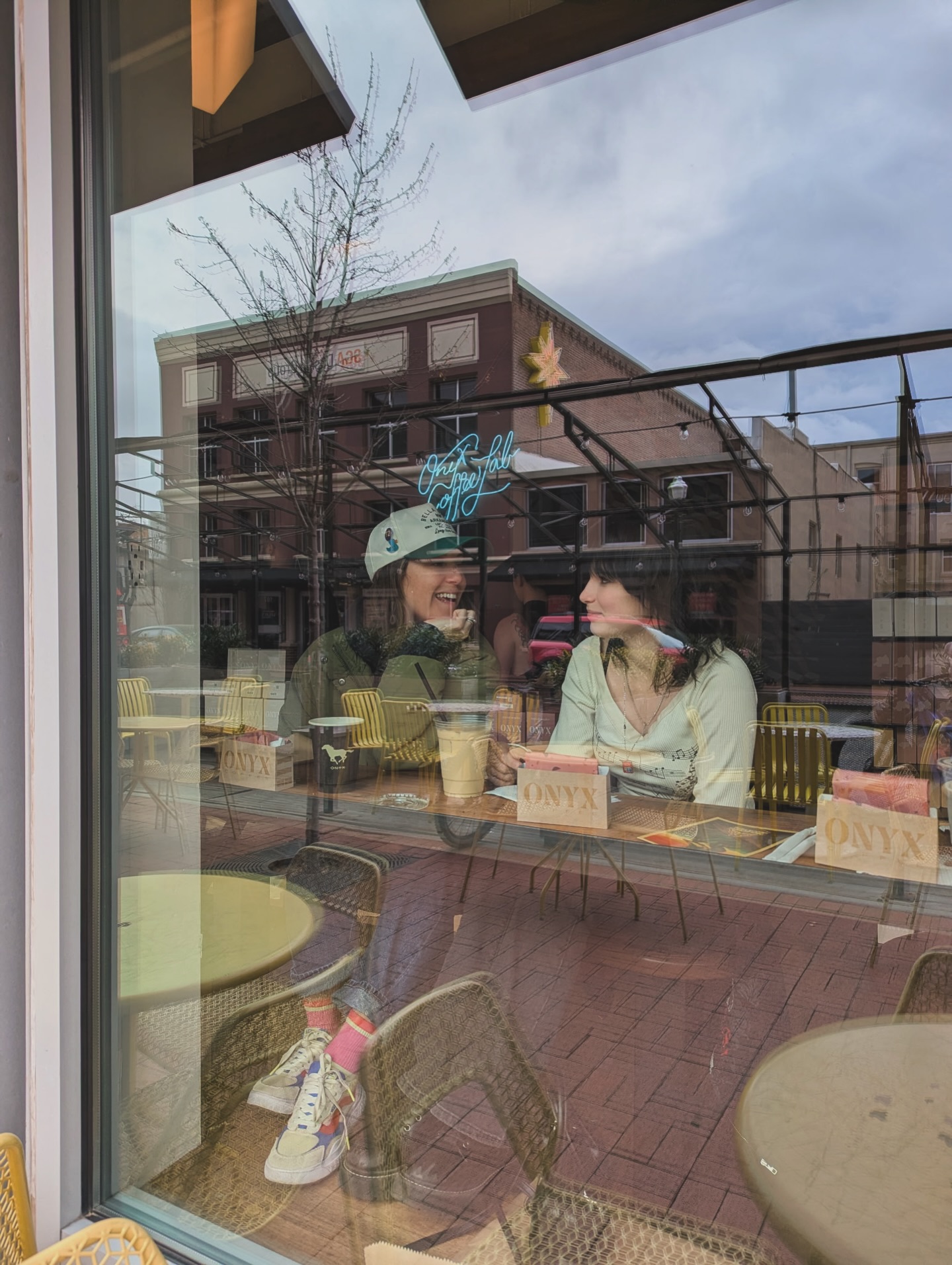 I 🫶my town.
☕️ @onyxcoffeelab with my nice
🪑 monthly vintage shopping @shopfieldsupply
🔫 new painting project
🥗 lunch meeting at @parlayon8th
🚀 dinner with space nerds @alexdlf_ @sam.parks.mtb
📚quirky book buying at @twofriendsbooks
🥕inhaling @serafinalalany veggies
🚲 ebike tootles with my perma-boyfriend @flpsde
🌯 First Fridays kickoff