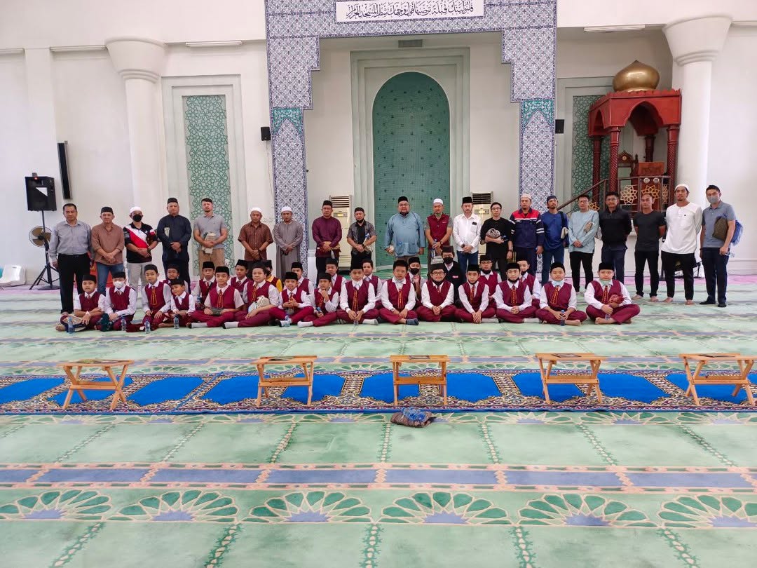 06/10/22 - Sembahyang Hajat bagi murid-murid darjah 6 yang akan menduduki peperiksaan P.S.R
#TinkerbellLearningSchool