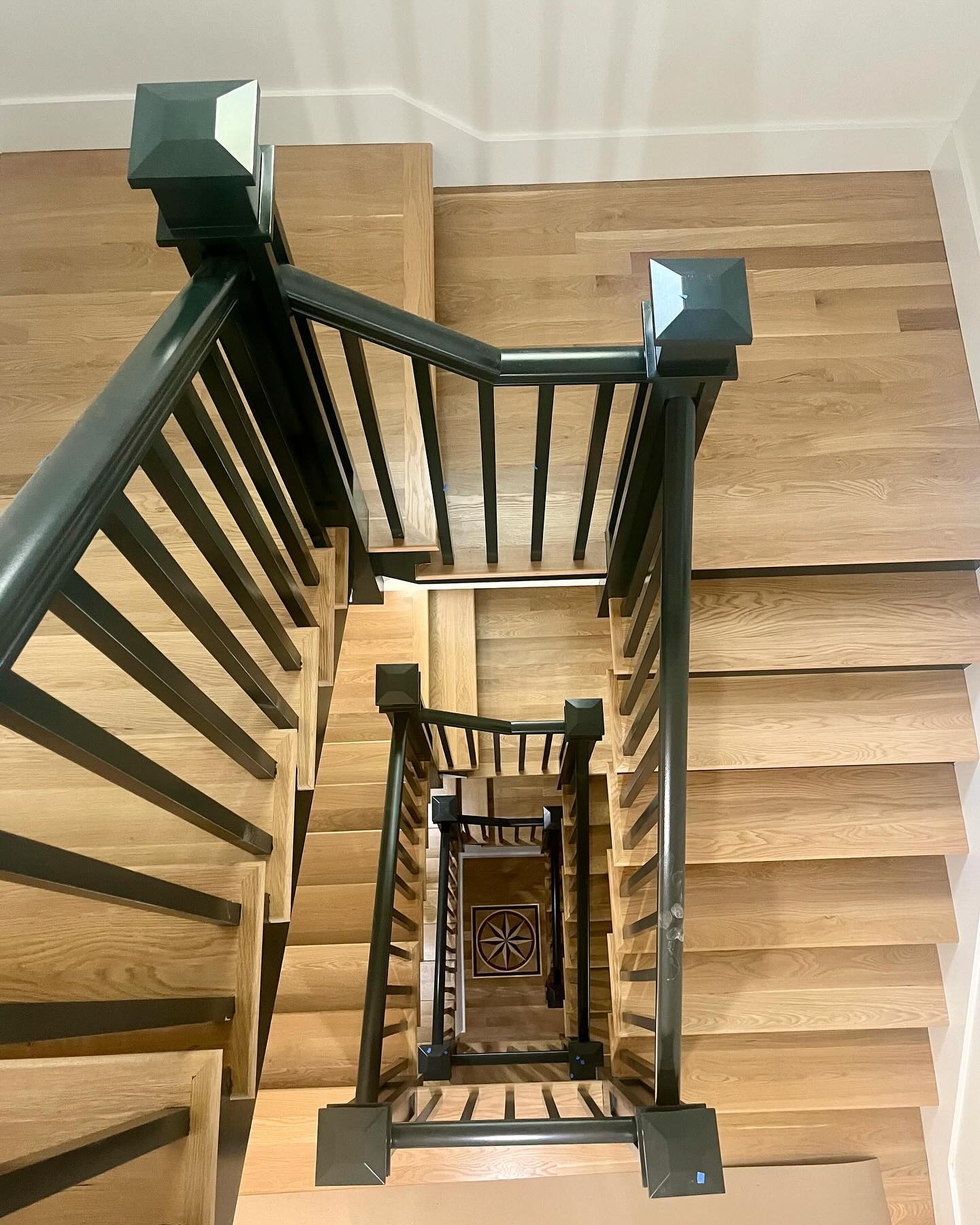 Home stretch!
#seattlebuilders #seattlecontractor #crafstmanhome
#pnwbuilder #motawi_tileworks
