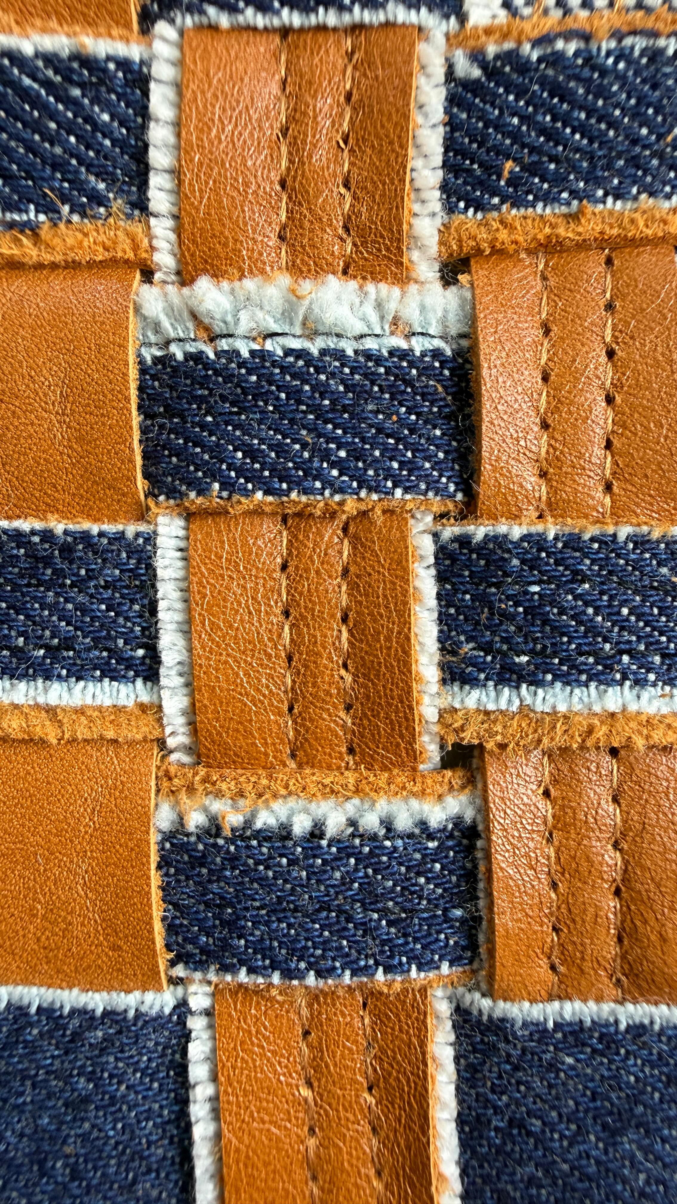 I forgot I’m making these little cards to celebrate every finished project! Well, I remembered today, and I wasn’t sure how to represent my tool roll, but then I saw the leftover strap!
It wove up really well. I extra like how you can see the leather on the back of the denim. So much texture! I kind of which I had tons of this and then I’d make a woven denim and leather bag. 🤔😃.
Hold my calls, I think I’m making a woven denim and leather bag.