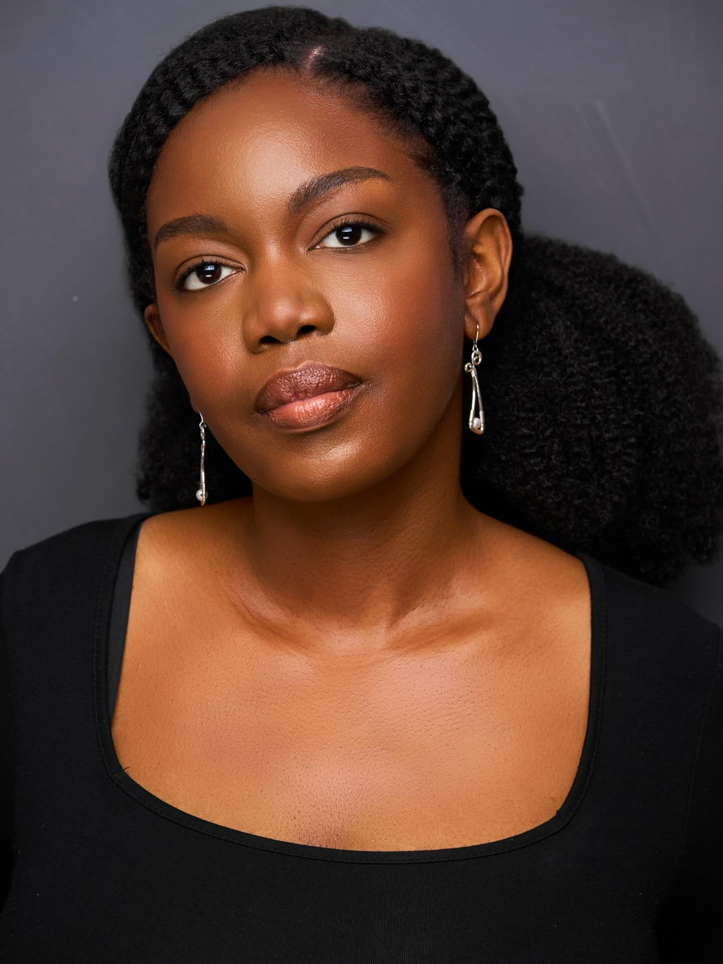 Beautiful @heartshapedlily!
📸: @shanihadjianphotography
💋: @kaleywerebeauty
#headshots #actorheadshots #audition #nycphotographer #nycmakeupartist