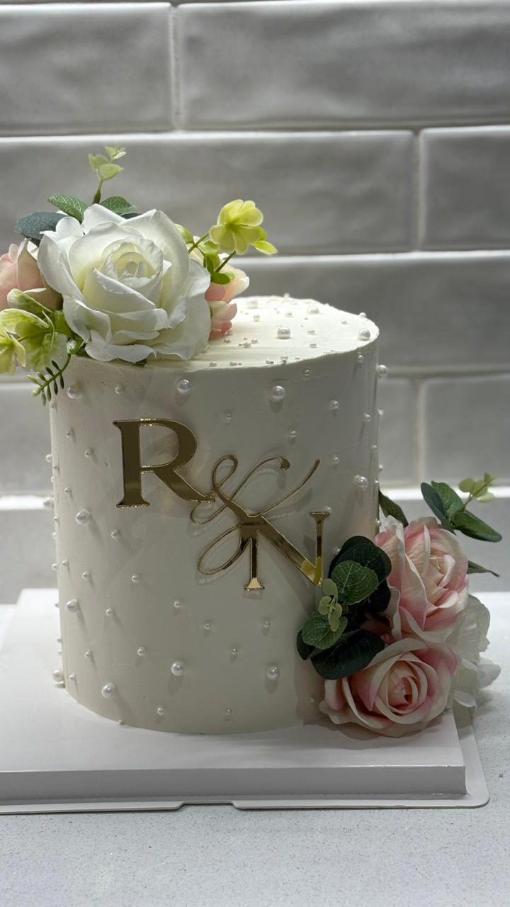 0723175773 To Order🥰🥰
#baked_by_skye #cake #bakedbyskye #cakedecorating