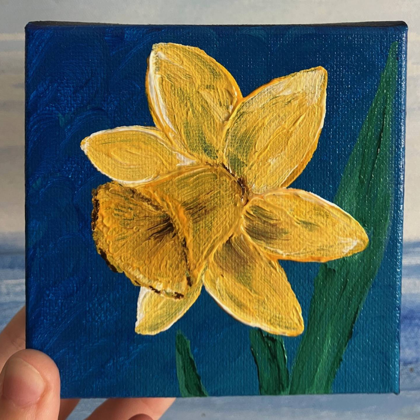 Daffodil - the newest addition to my springtime floral mini paintings!
https://www.kellyannedesigns.com/product-page/daffodil-4x4x1-5-mini-painting
#originalart #originalpainting #canadianartist #daffodil #springtime #kellyannedesigns #minipainting