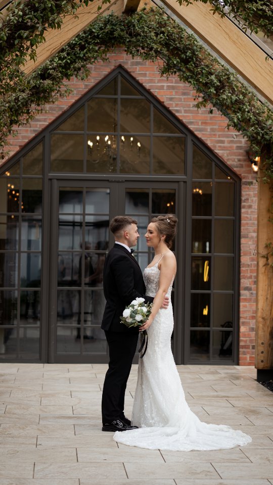 🌸🐰 Chloe and Jack 🌼🐥
An Easter weekend wedding @bartlehall_ in Preston, so much JOY was in the room for this bubbly pair. What a pleasure, thanks for my snack bag too Chloe 🫶 love a mini egg break whilst I'm filming!
Congratulations Mr and Mrs Greenhalgh 🎊🎊🎊
So nice to work with @melissahaguephotography again too!
Reach out to check your wedding availability
www.armellefilms.com for more info on packages and prices. #weddingvideographer