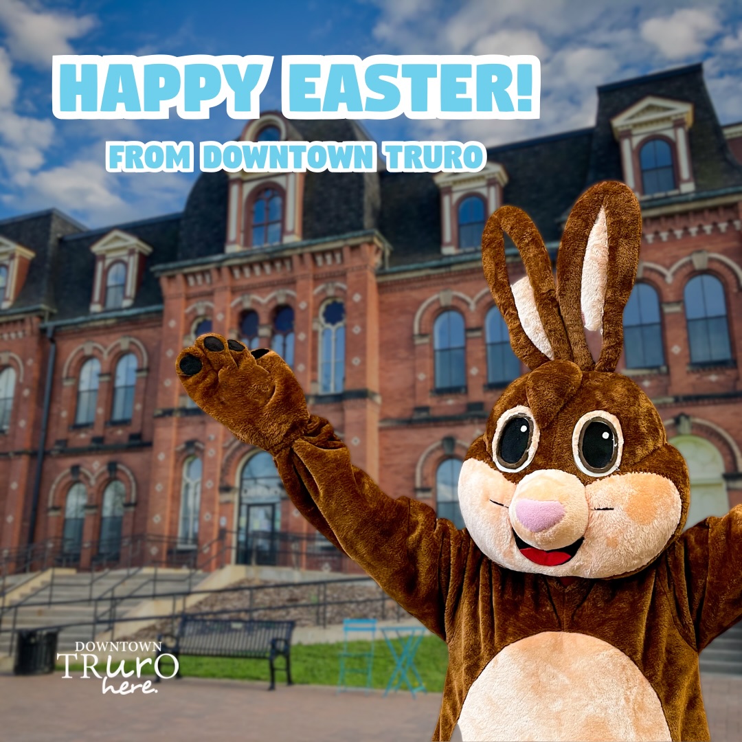 Happy Easter from downtown Truro 🐣🌷
We hope every-bunny has a great day! 🐰