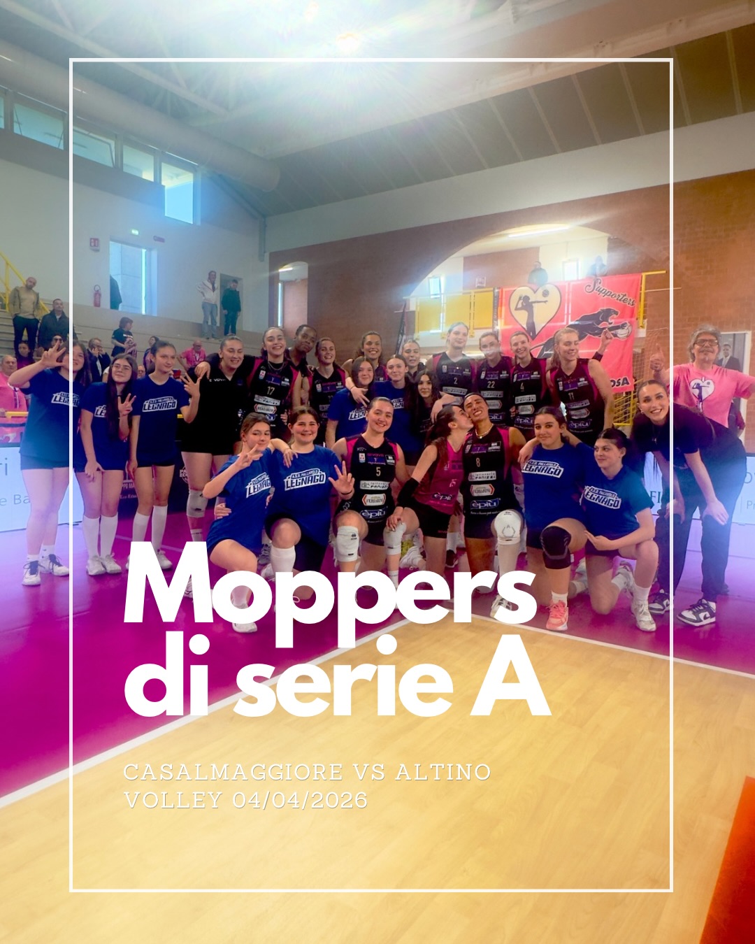 Ieri le nostre ragazze U14 hanno partecipato come servizio a bordo campo al match tra Casalmaggiore e Altino volley, match che ha visto prevalere Casalmaggiore per 3-0!
Giornata intensa e carica di emozione per le nostre atlete che hanno dato il massimo per prestare supporto, infondere carica, e portare loro fortuna 🍀. È un’esperienza unica quella di poter vedere così da vicino atlete di alto livello.
Ringraziamo @volleyball_casalmaggiore per questa opportunità!
#asdpallavololegnago