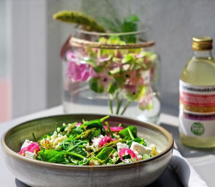 Lunsj eller overtid?
Fersk og smakfull mat levert rett til døren, eller hent hos oss 🥗 Bestill i nettbutikken eller send e-post til post@ostehuset.no.