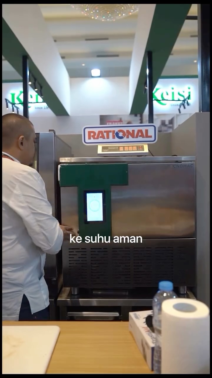 Most kitchens focus on cooking.
But professionals know that temperature control after cooking is just as critical.
With Tecnomac Blast Chiller, food is rapidly cooled to preserve texture, maintain food safety, and extend shelf life without compromising quality.
This is how professional kitchens protect their standards.
#Keisi #BlastChiller #FoodSafety #KitchenSystem #ProfessionalKitchen