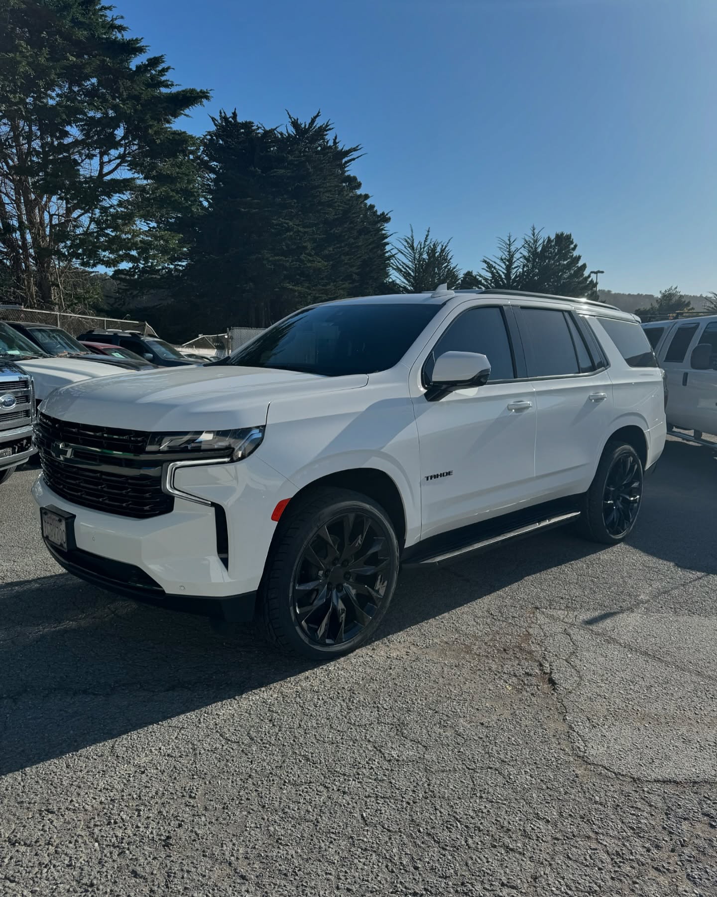 PTS Built
2022 Chevy Tahoe RST
Customer came in wanting a cleaner setup!
•24x10 OEM Performance Gloss Black Reps
•285/40r24 Toyo Proxes ST III
•Corsa Exhaust
This setup definitely changed the whole look of the vehicle! Thanks again to the people over at @sdwheel for their great customer service!
Hit us up for any aftermarket needs for your vehicle!!
#pts #ptsbuilt #precisiontruckspecialties #tahoe #24s #reps #corsa #corsaexhaust