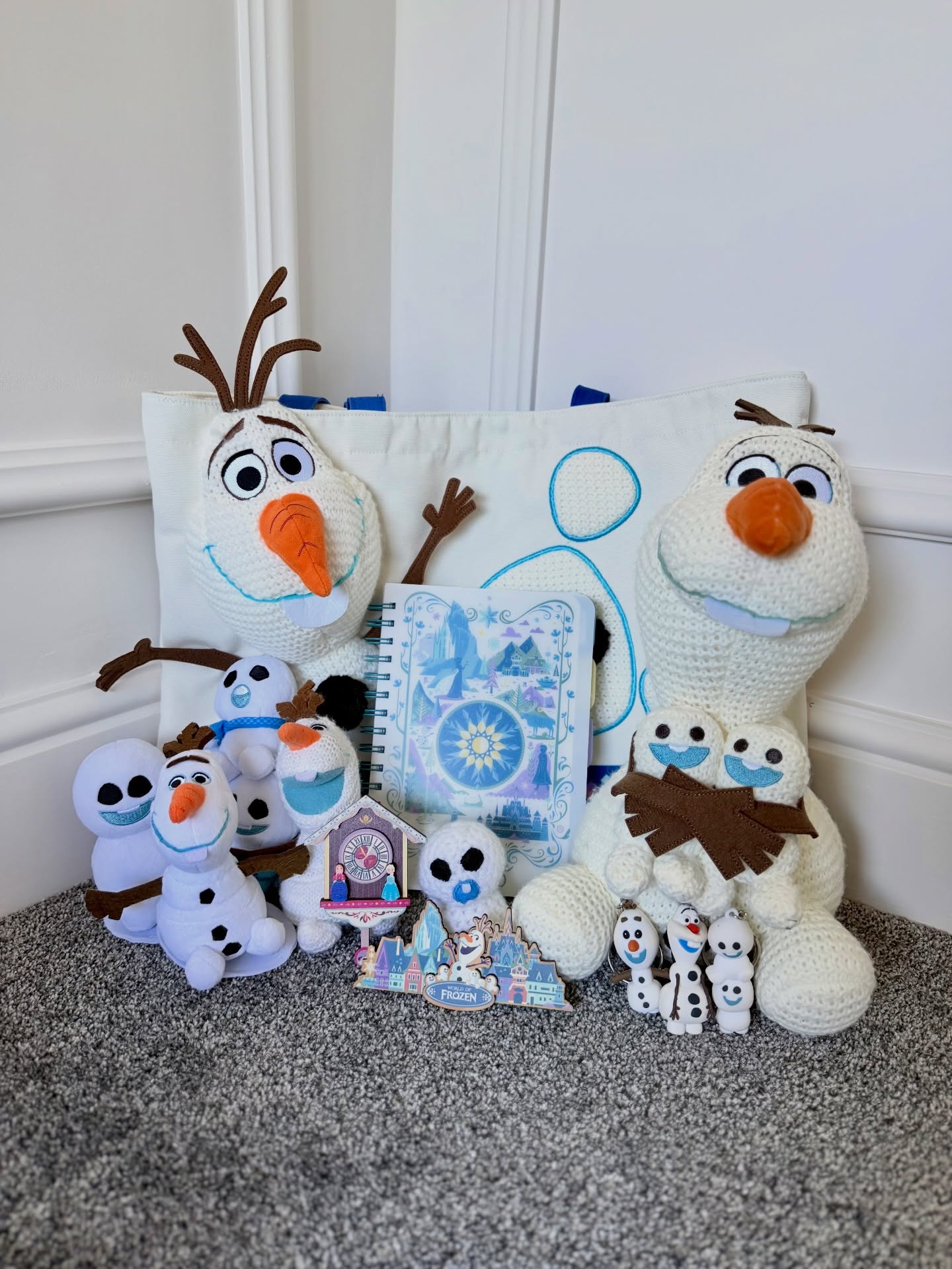 Mega Haul! A few GIFTED items but mostly purchased myself across my nearly 3 week mega stay for the opening of Disney Adventure World, Disneyland Paris
Thank you @disneylandparis for the gifts and opportunities
#shoppinghaul #disneylandparis #disney #disneyadventureworld #worldoffrozenparis