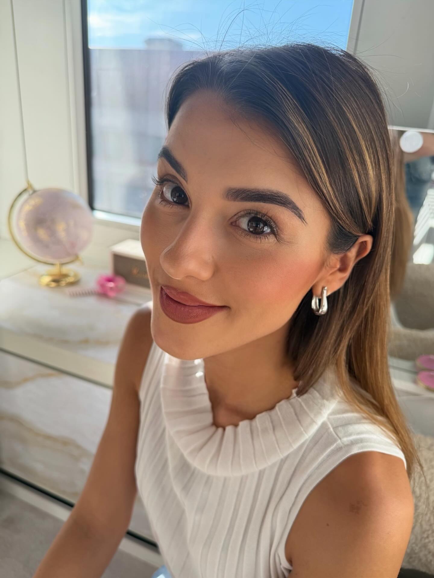 Brow , Lashes & Skin ✨
Our Beautiful @sara_bella_5
#brow #lashlift #facial #trust #beautysalon