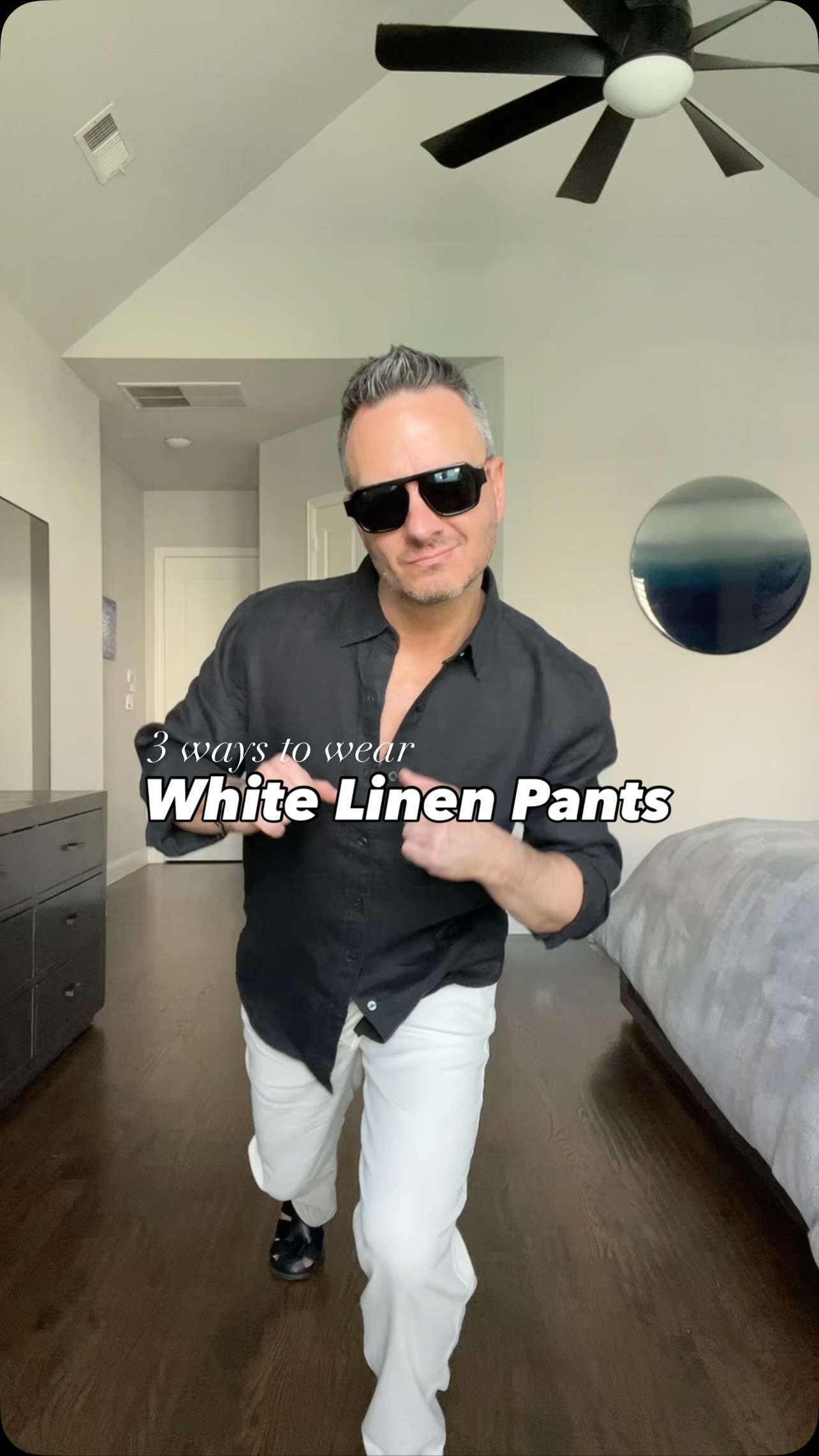 every man needs white linen pants for the summer!
@bananarepublic #BRcreator #menswear #ootdmen #aummerstyle #linenpants