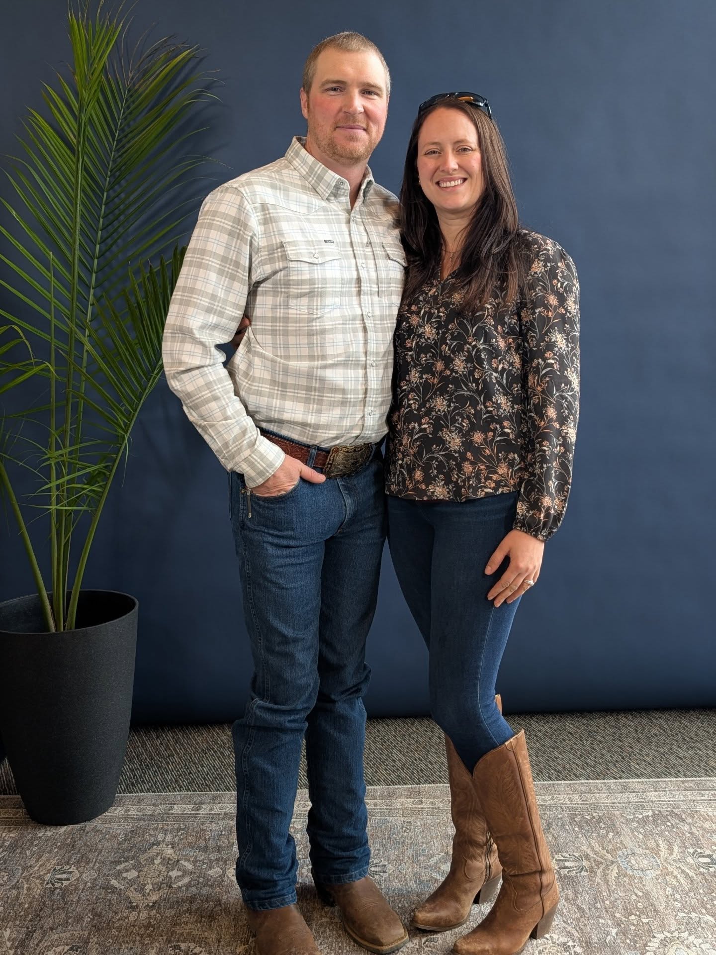 Happy Easter! He has risen✝️
Luke 24:5-6: "Why do you look for the living among the dead? He is not here; he has risen!"
Beautiful service at @friendschurch.online with friends and family🙌