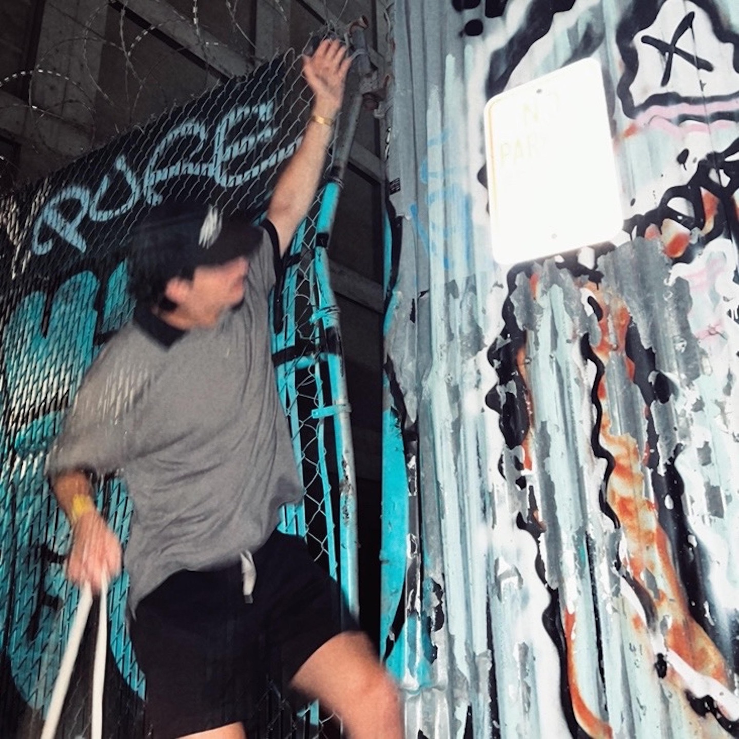 Super stoked to have worked on the two latest tracks from @glenndenimsux
‘Why Would We’ is a fun and shimmery jam where I jumped in with additional production, mixing, and mastering. ‘No Future’ cranks up the heat and just needed mixing and mastering to bring it home.
Check ‘em out on all streamers!
#indiemusic #indiepop #lamusicscene #musicproducer #mixingandmastering #indieartist