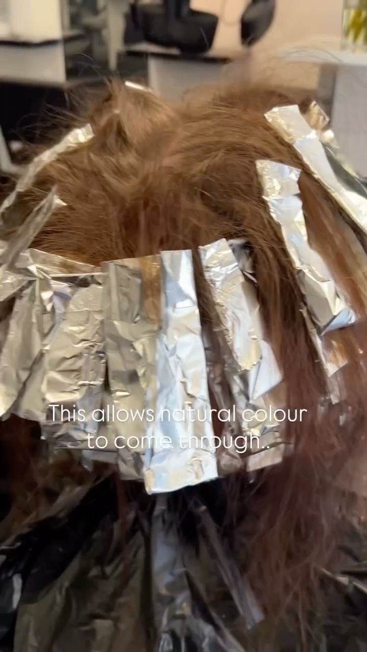 A softer, more seamless refresh - designed to work with her natural colour 🤍
We kept the natural root untouched and focused on delicate foilayage around the hairline to bring lightness exactly where it’s needed, creating a soft face framing glow — without needing to lighten the full head ✨
There was some previous red through the ends, so after a strand test we knew the lift would come through warmer — we leaned into this with a golden, more wearable tone to keep everything looking balanced and natural
Finished with a shorter cut to bring fullness and shape back into the hair 🤍
Soft, seamless and easy to maintain 💫
Not sure what’s right for your hair? We’ll guide you ⚡️
#moskohair #edinburghhair #edinburghsalon #balayageedinburgh #edinburghcolourist