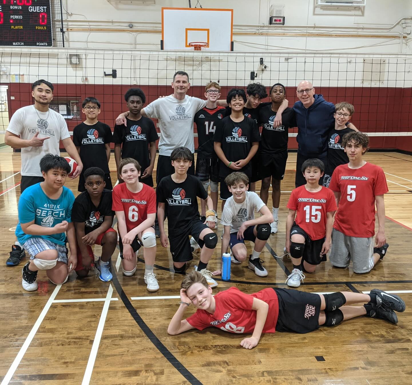 HUGE thanks to @andonykiriakou for stopping by and hosting a final training session for our 13U & 14U boys in preparation for provincials 💪🏻‼️