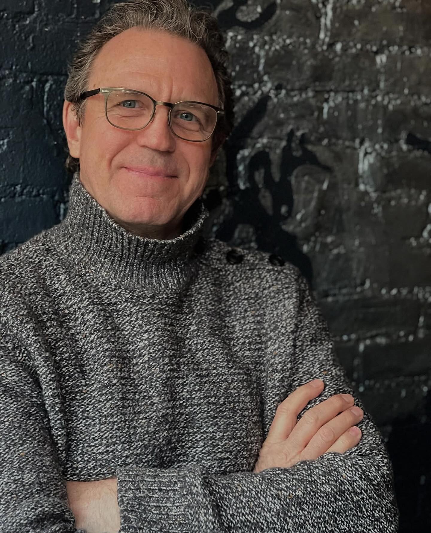 📸 Meet Our Photographer: Scott Montgomery
We’re thrilled to have Scott Montgomery joining our acting bootcamp this Saturday at 148 Studios to capture professional headshots!
Scott is a Director, Writer, and Photographer based in Chattanooga, New York, and Los Angeles, specializing in capturing real people and professional talent for top clients across Healthcare, Tech, Finance, and Entertainment.
🏆 Recognized in Lurzer’s Archive 200 Best Photographers globally (2022–2026) and featured in Communication Arts and American Photography, Scott brings an incredible eye for storytelling, composition, and authentic performance.
Each actor will get 2 shots:
1 theatrical
1 commercial
📩 DM us now to claim the last spot!