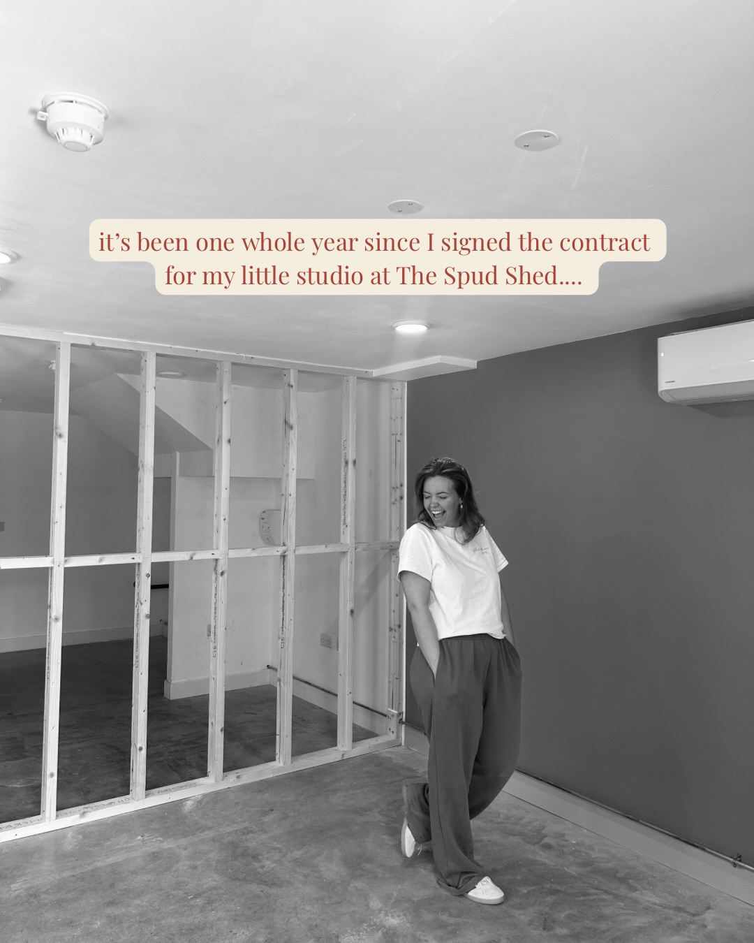 ONE. WHOLE. YEAR.
of luxury bakes at @owdbarnatbispham 🍰🌸
what! a whole year since I took on the smallest space 🤭😂
safe to say I made it work & it’s thriving
but slide 19 is also an accurate representation of me 85% of the time 😂🤝✨
thanks for having me @owdbarnatbispham 🩷
who remembers the home kitchen days?