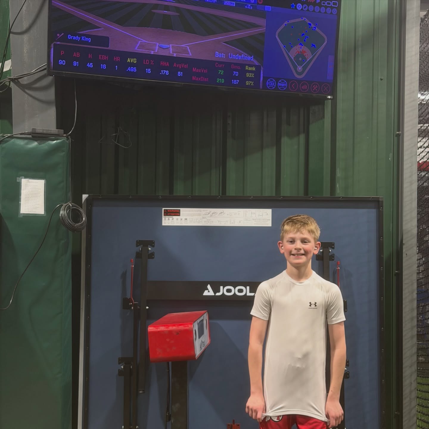 🗣️ Player Shoutout 🗣️
Grady King with double greens yesterday making HUGE gains during his lesson with Tyler Reis @tylerreis11
Keep up the great work Grady!
#baseball #hittrax #cside