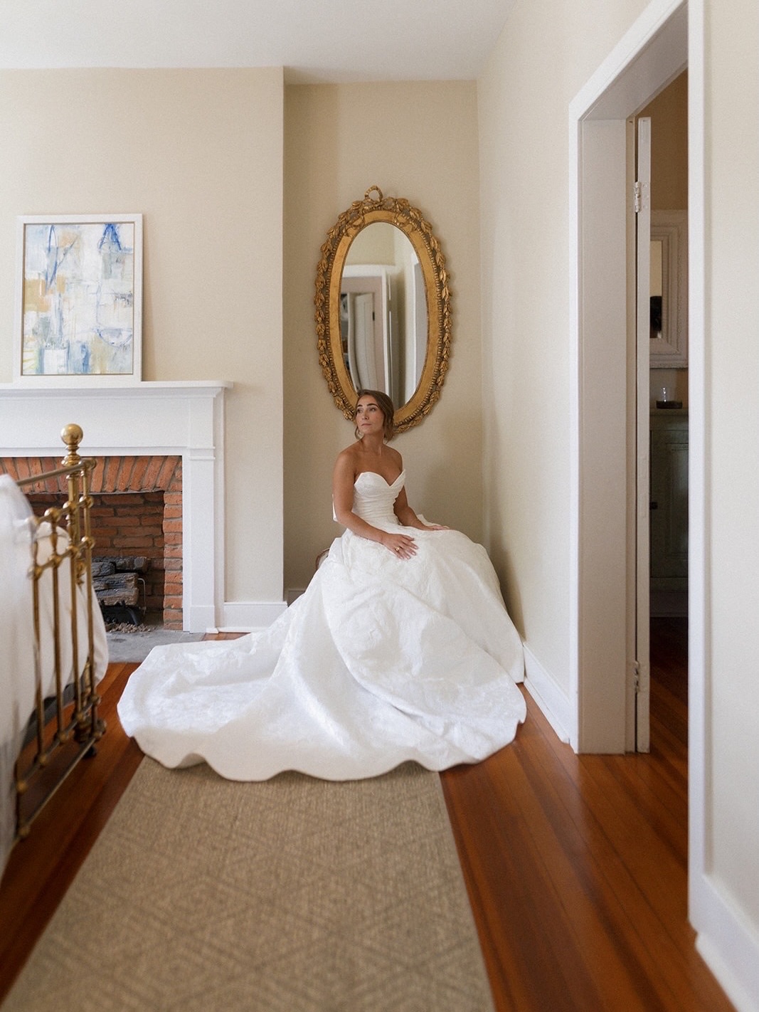 A beautiful portrait for a beautiful bride. Our manor house was built in the 1800’s, professionally restored and decorated, it brings effortless romance to every photo.
⠀⠀⠀⠀⠀⠀⠀⠀⠀
Photographer: @hannahmink
⠀⠀⠀⠀⠀⠀⠀⠀⠀
Glen Ellen Farm | historic & garden wedding venue in Maryland | now booking 2027 weddings.