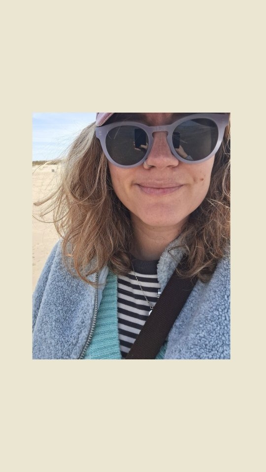 Only sewists will understand.
Eat. Sleep. Sew. Repeat. ✌🏼
Who can relate? Let's be friends 🫱🏼🫲🏽
***
Ik ben Mona en ik inspireer graag met tweedehands, geüpcyclede en zelfgemaakte outfits 💚♻️