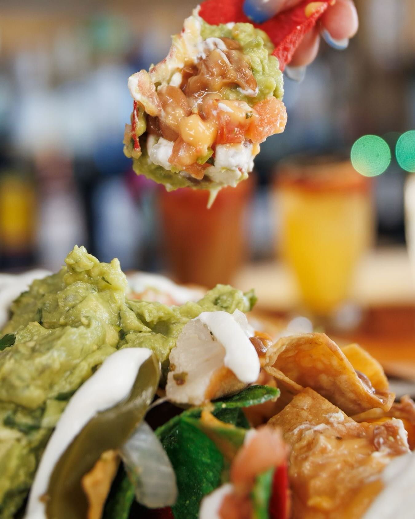 Nachos Charros loaded & legendary 🤤🔥
Crispy tortilla chips, melty cheese, black beans, jalapeños, pico & guacamole
Add your protein: beef, chicken tinga, chorizo, birria or steak 💥🧀🌶️ #MateosCantina
📍 Mateo’s Cantina | 1929 Wantagh Ave, Wantagh, NY 11793
#WantaghEats #MexicanFood #Nachos