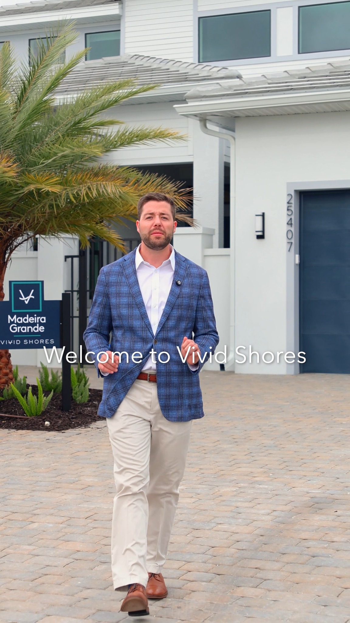 ✨ Bonita’s newest community is here — Vivid Shores! 🌊🏡 Resort-style living, lakefront views, and endless Florida vibes. Who’s ready to call this home? 😍🌴
@jakesellsswfl
#BonitaSprings #VividShores #LakefrontLiving #DreamHome #FloridaLiving #LuxuryHomes #GatedCommunity #NewConstruction #ModernHome #HomeGoals #CoastalLiving #FloridaHomes #ResortStyle #VacationHome #FloridaLifestyle #BonitaRealEstate #HomeSweetHome #RealEstateGoals #LuxuryLifestyle #FloridaVibes #HouseHunting #BonitaLife #SunshineState #DreamHomeVibes #LuxuryRealEstate #BonitaHomes #WaterfrontProperty #HomeInspo #MoveInReady #HomeTour