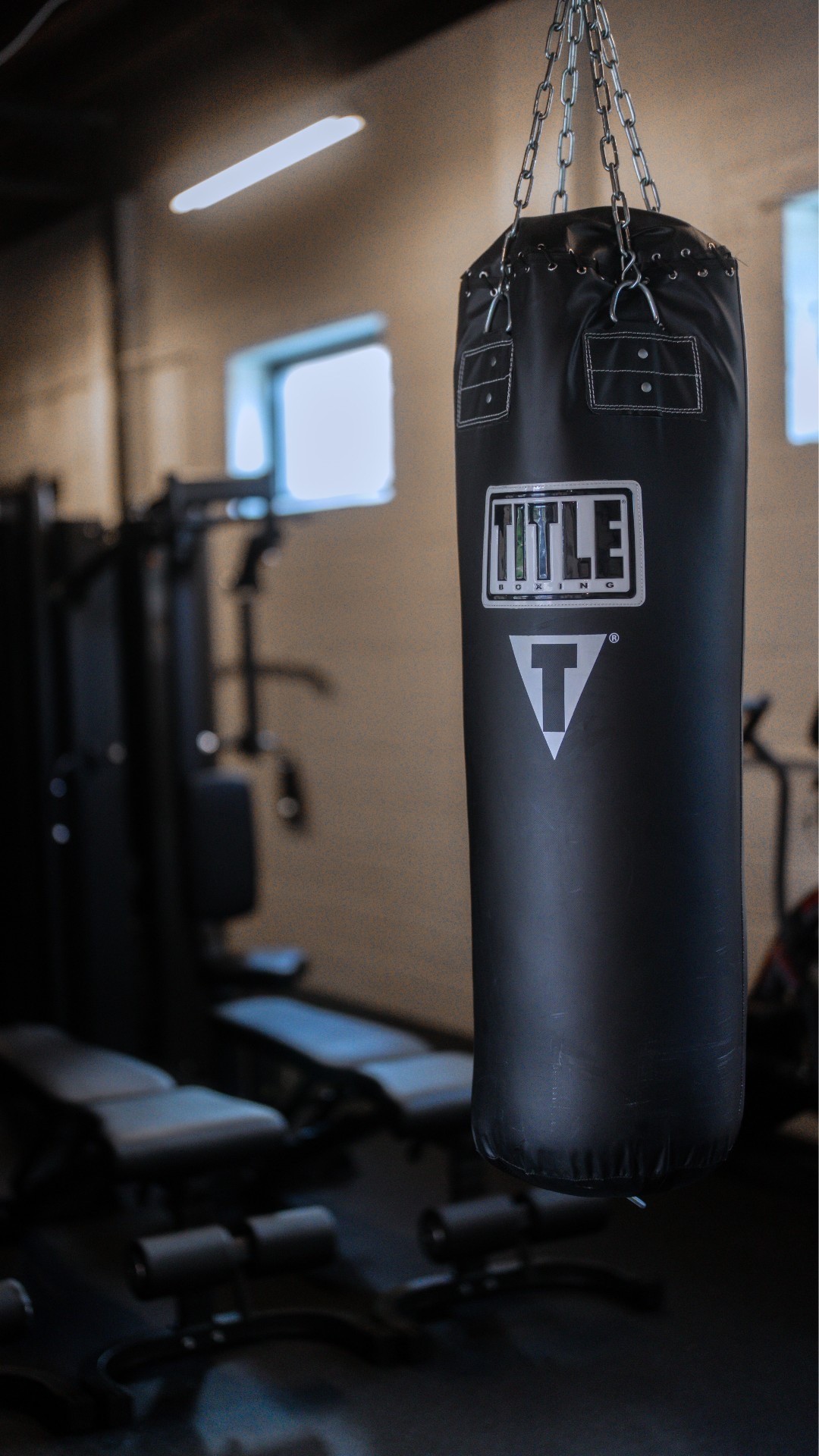 If you’ve been working out consistently but still feel tight, stiff, or dealing with nagging aches, you’re not alone.
Most people focus on training and overlook recovery.
In this workshop, we’ll teach you how to actually use a foam roller to troubleshoot pain points, move better, and get more out of the training you’re already doing.
Join us + sign up through the link in bio.
🗓️Sunday, April 12th at 11 AM
#strengthandwellnesscollective #swcclt #cltfitness #mobilitytraining #recovery