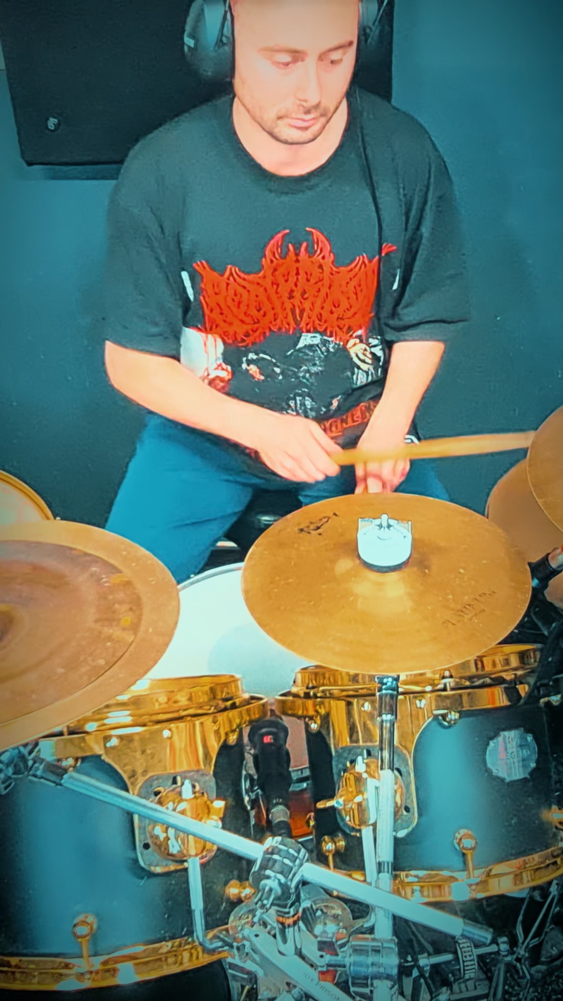 Multiple feels in this track, but Liam has it on lock! 🔒🥁
Get your drum career started with lessons from Bateras Beat!
#drumlessons #learnmusic #baterasbeat #learndrums #musiclessons