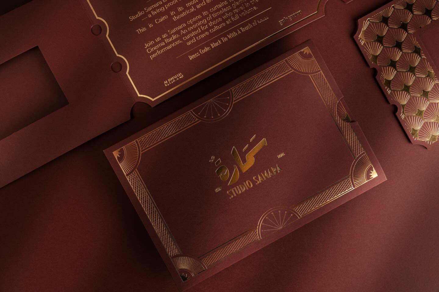 An invitation worthy of the night it unveils.
A meticulously produced invitation for @studio.samara.eg at Cinema Radio by @al_ismaelia —reviving the elegance. , artistry, and allure of Cairo’s golden nights.
.
Design : @gnk.group
Production : @whiteyard.co
Photography: @minaashraf_photography