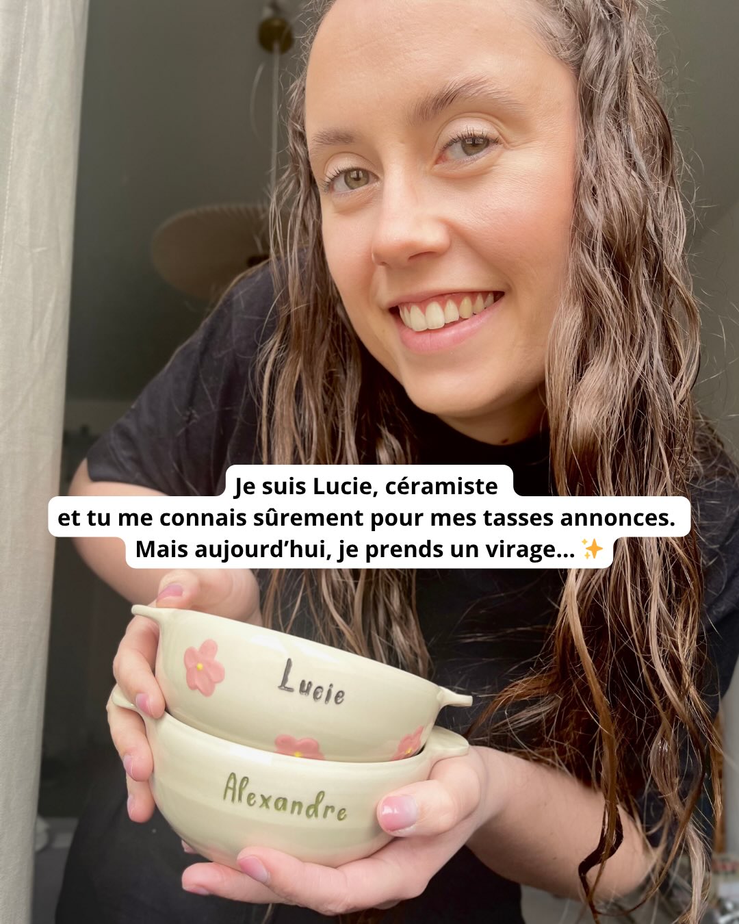 Les bols bretons sont des pièces sont connaît toutes et j’ai eu envie de faire les choses en grand: faire en sorte qu’ils vous ressemblent à 100% en les personnalisant 🫶🏻
L’idée m’est venue assez naturellement, alors j’ai créer la pièce que je voulais utiliser chaque matin pour mon petit déjeuner, et celle que j’aurais aimé qu’on m’offre aussi 🥹✨
Et je trouve qu’elle va à 100% dans l’ADN des moments de vie 🌸 tu en penses quoi ?
Artisanat - écologie - fait main - mariage - maman2026 - annonce - bébé - céramique - instant présent - famille