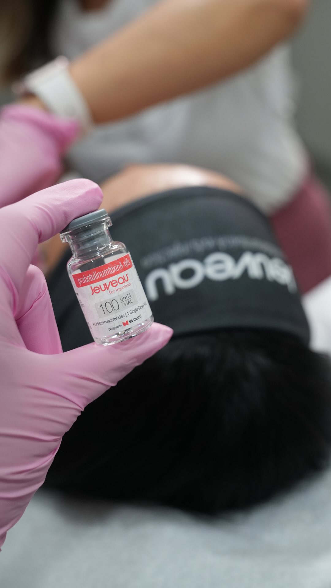 Our teamâs favorite treatments? The ones that make you feel like YOU but better â¨
Whether youâre new to aesthetics or a regular, hereâs what weâre loving right now:
đ§ IV Therapy â NAD+, Glutathione, B12 for energy + glow from within
âď¸ Cool Peel Laser â skin resurfacing without the downtime
đ Tox Injections â natural movement, zero frozen vibes
đŻ Microneedling â collagen building that actually shows up
đŹ Biostimulators â long-term volume where youâve lost it
⥠RF Micro â tightening + texture without going under the knife
The best part? We donât copy + paste. Every treatment plan is customized to YOUR face, YOUR goals, YOUR timeline.
Not sure where to start? Thatâs literally what consultations are for. Weâll walk you through what makes sense for you (and what doesnât).
Comment CONSULT to book your free assessment
#RejuveAesthetics #HonoluluMedspa #NaturalAesthetics #YouButBetter #MedspaHawaii Oahu Beauty, Aesthetic Treatments, IV Therapy, Laser Treatment, Microneedling Hawaii, Tox Injections, Biostimulators Hawaii, Honolulu Beauty