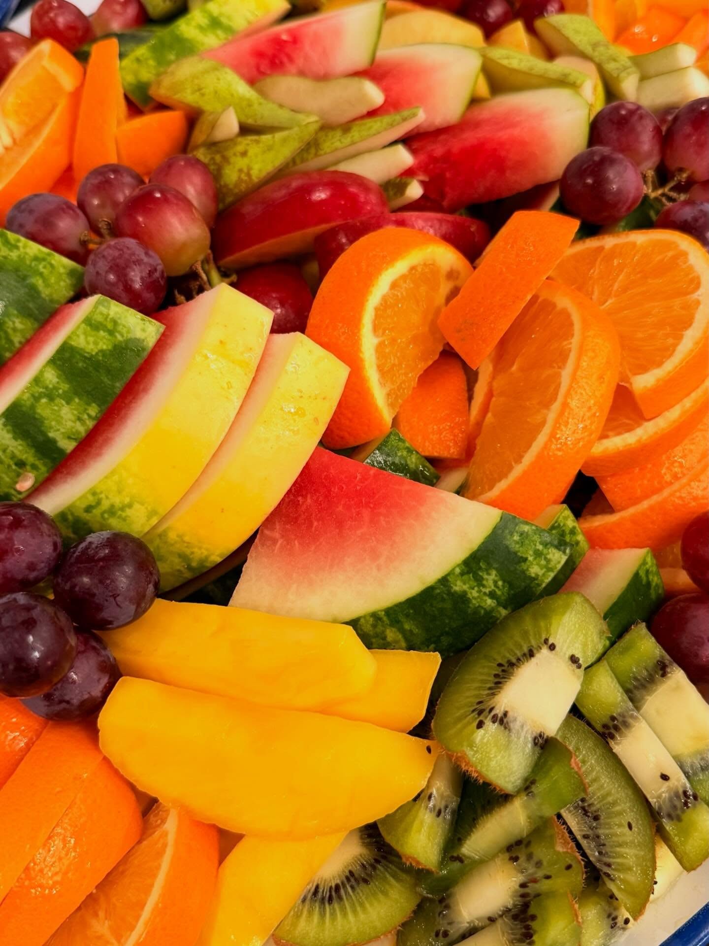 Nothing hits like a fresh seasonal fruit platter when the weather warms up. Sun-ripened mango, crisp watermelon and zesty citrus adding that perfect after lunch pick me up.
Savour the season, and let the sunshine do the rest ☀️
