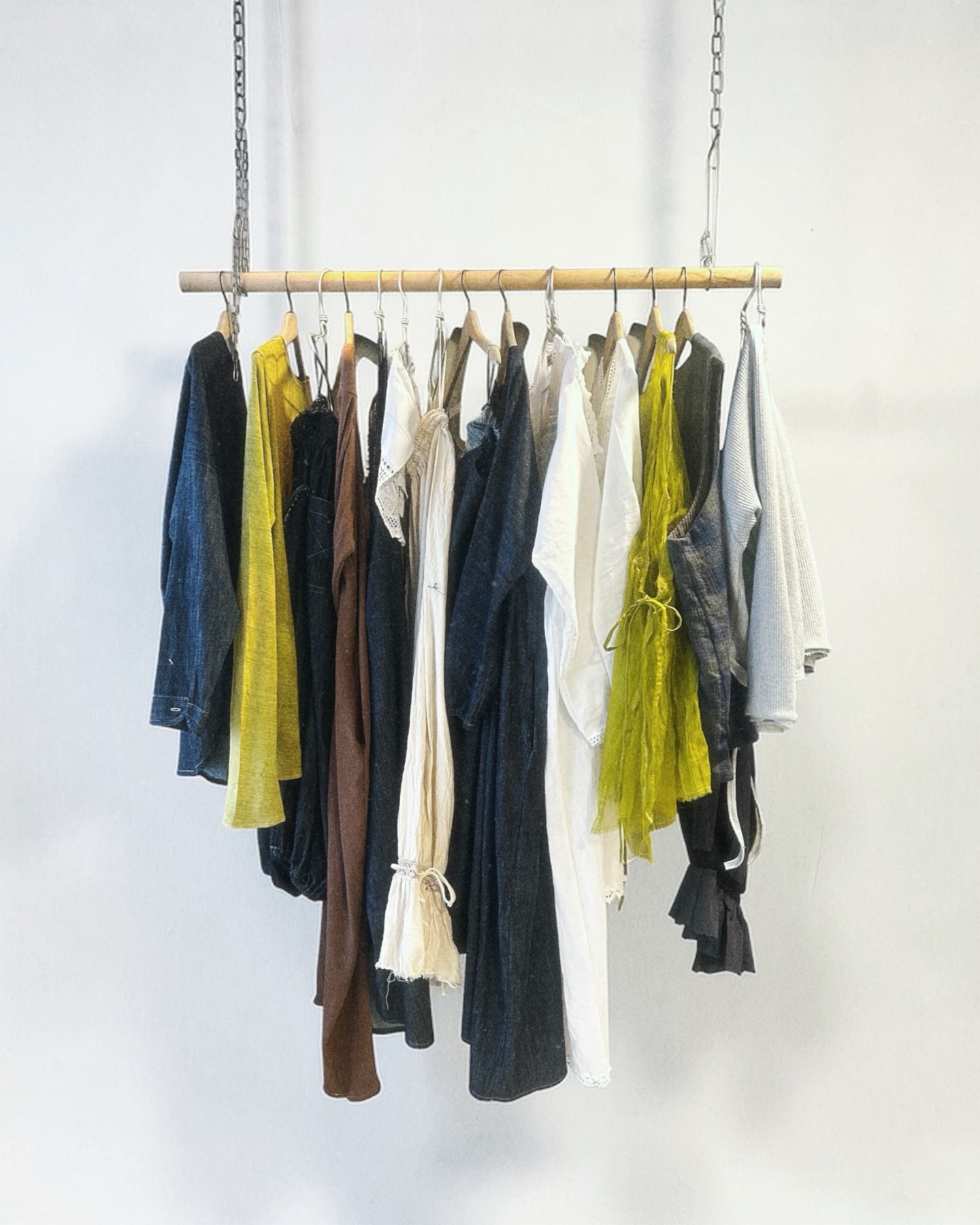 Have you explored our new Spring collection yet? Linen denim, lightweight voile, cotton gauze and silk organza in french navy, milk white and pickle green 🥒 With a splash of duck egg blue knit and chocolate brown Pointelle 🤎
Available now, each piece is designed, cut, stitched and sent from our small studios in England #sustainablefashion