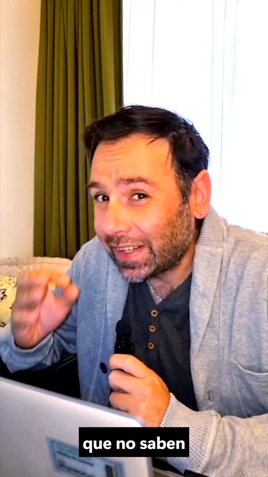 No es que discutan mucho…
Es que no saben resolver lo que discuten.
Y eso… desgasta cualquier relación.
Si sientes que están en ese punto,
aún están a tiempo.
📩 Escríbeme “QUIERO”