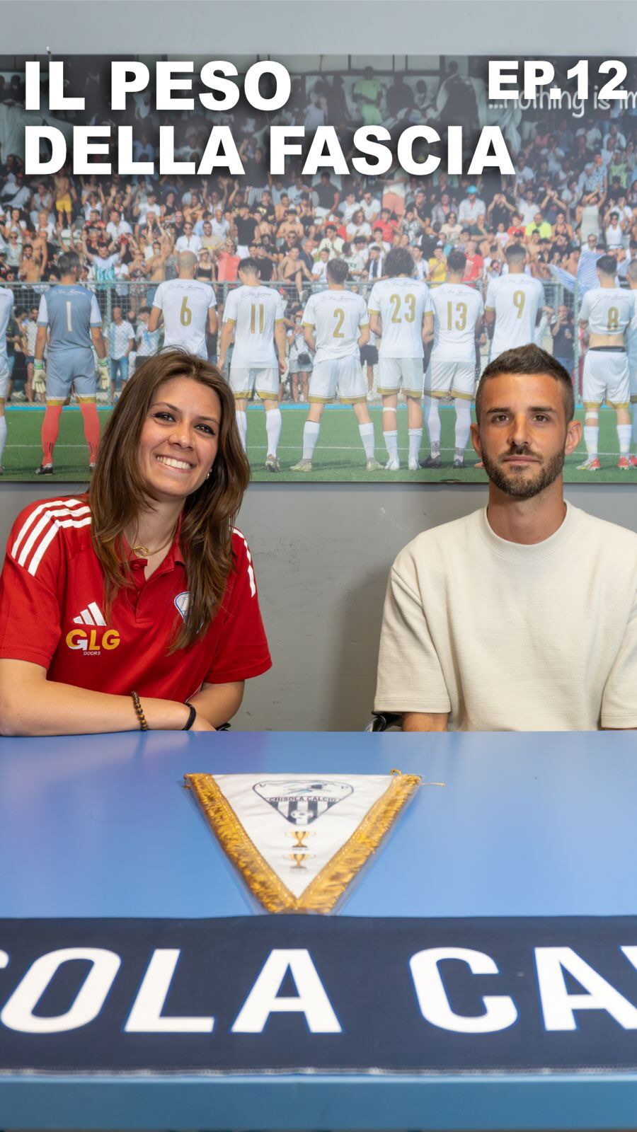 🎙️Il capitano della prima squadra, Fabio Bendetto, si racconta ai microfoni del podcast Chisola Insider.
Fabio ha parlato delle responsabilità di indossare la fascia, del rapporto con i giovani, fino a toccare le difficoltà che un calciatore incontra al termine della propria carriera agonistica.
👉🏻 La puntata integrale è disponibile sul nostro canale YouTube ufficiale (link in bio)
#wearechisola #chisolainsider