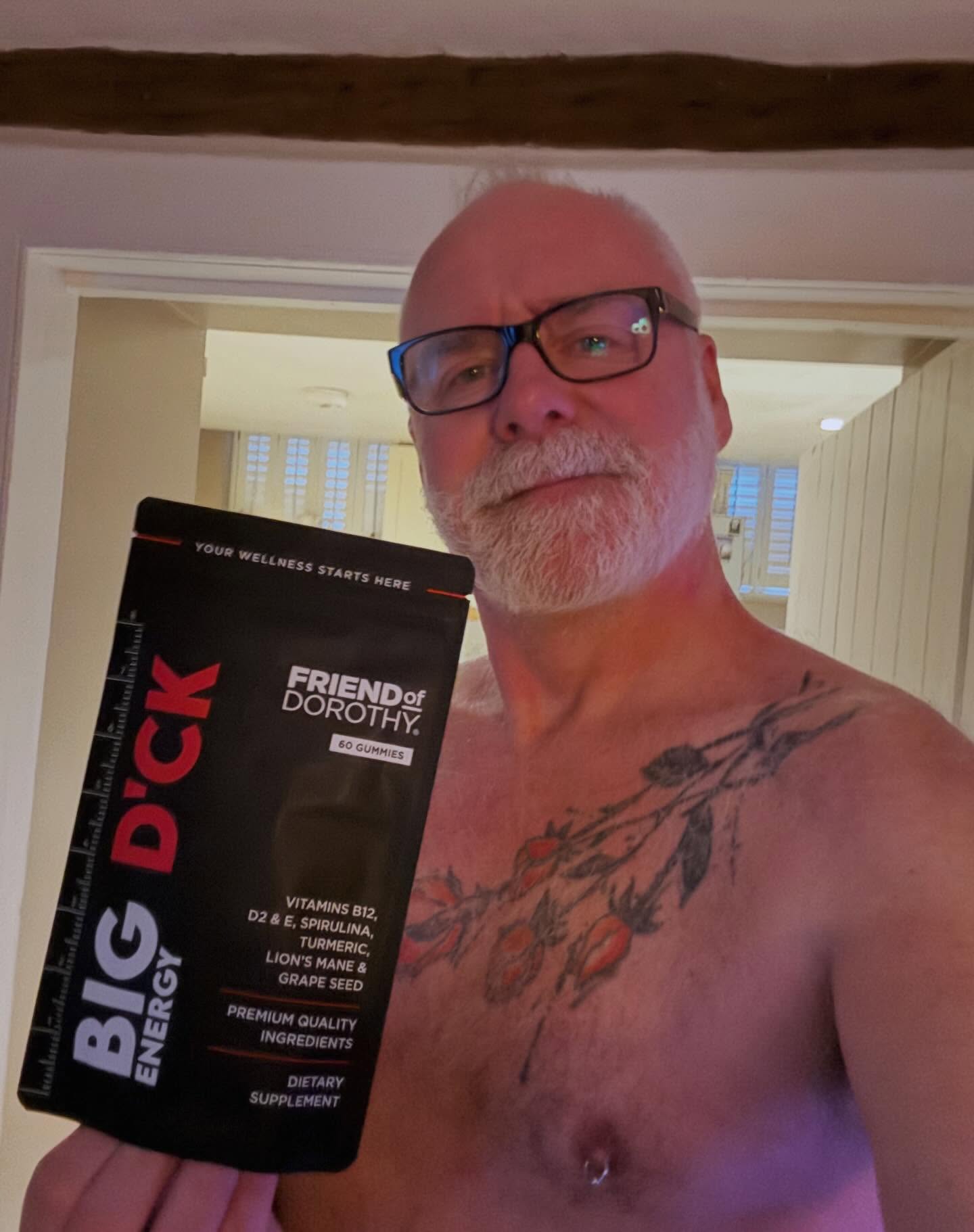 Super excited to have been gifted another fabulous product from @friend.of.dorothy.wellness to top up my health supplement cupboard 😊(10% discount link in my bio, or use code GODFRAY10% on their website) #menshealth #gayfitover50 #fod #indieauthorsofinstagram #gaybookstagram
Big D’CK Energy™ is a daily vitality blend crafted to support energy, focus, and confidence - so you can show up strong every day.
Contains: VITAMINS B12, D2 & E, SPIRULINA, TURMERIC, LION’S MANE & GRAPE