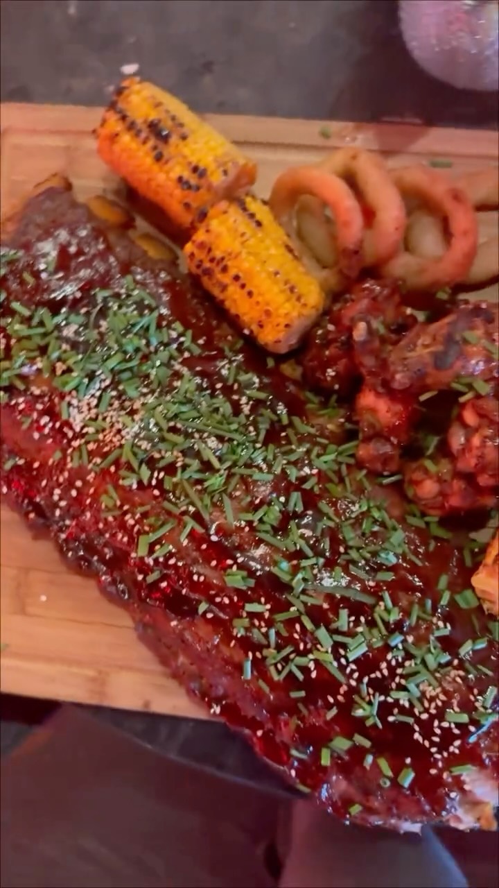 The RIBS 🤤🫠😍 @zebrano_brentwood