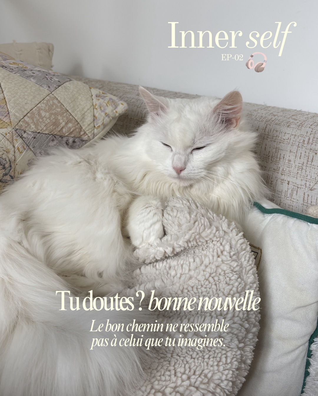 ÉPISODE 2 - SUIS-JE SUR LE BON CHEMIN ?
Tu doutes ? Bonne nouvelle - Le bon chemin ne ressemble pas à ce que tu imagines.
·
Est-ce que tu t’es déjà demandé si tu étais sur le bon chemin ? Si tu faisais les bons choix ? Si tout ça allait vraiment mener quelque part ?
·
Dans cet épisode, on déconstruit ensemble l’image qu’on se fait du bon chemin et pourquoi c’est souvent cette image-là qui nous en éloigne. On parle de fluidité, de peur, de doute, et de pourquoi l’environnement qui résiste est parfois le meilleur signe que tu es exactement là où tu dois être.
·
·
Dans cet épisode :
→ Les 3 signaux que tu es sur le bon chemin
→ Pourquoi vouloir la fluidité à tout prix te fait passer à côté
→ Comment savoir si ce qui te prend la tête est une obsession ou une invitation
→ Mon expérience & exemples personnels concrets
•
•
Douce écoute 🌷🪩✨ | Lien dans la bio pour l’écouter sur ta plateforme préférée 🎧