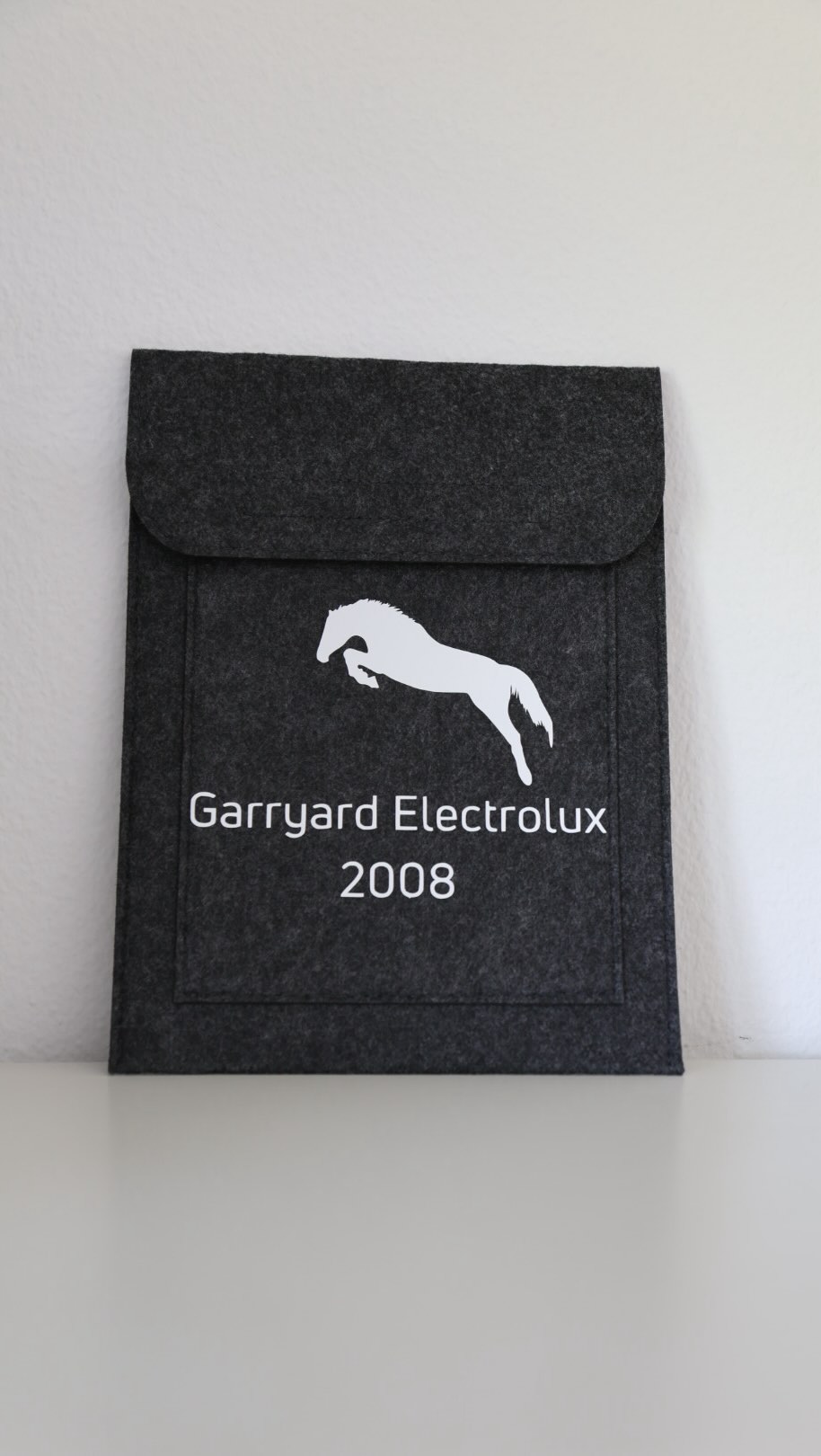 Horse owners — you’ll understand this.
Your horse’s passport,
but personalized.
Individually made.
No mass production.
Made for your horse.
Order yours now🖤🐴
#horse #equestrian #horselove #horseowner #kleaheart