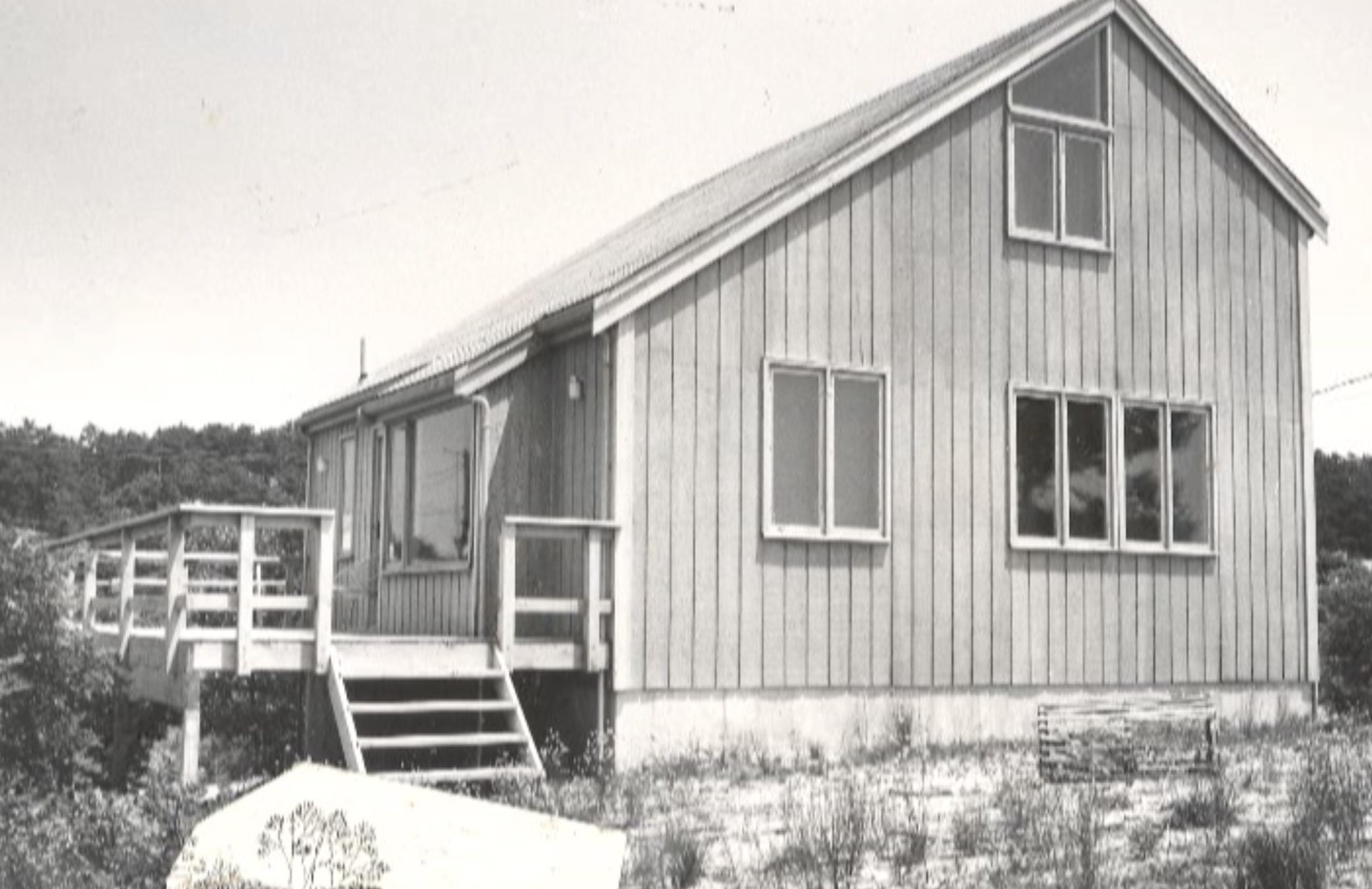 Great homes don’t happen by accident.
They start with vision—and the right team.
55 years of building alongside architects, designers, and craftsmen who make it happen.
Architect: David Whitney Architect
Photographer: @grattanimg
#CustomHomeBuilder #ArchitecturalDesign #DesignBuild #LuxuryHomes #BuiltWithPurpose #CapeAssociates