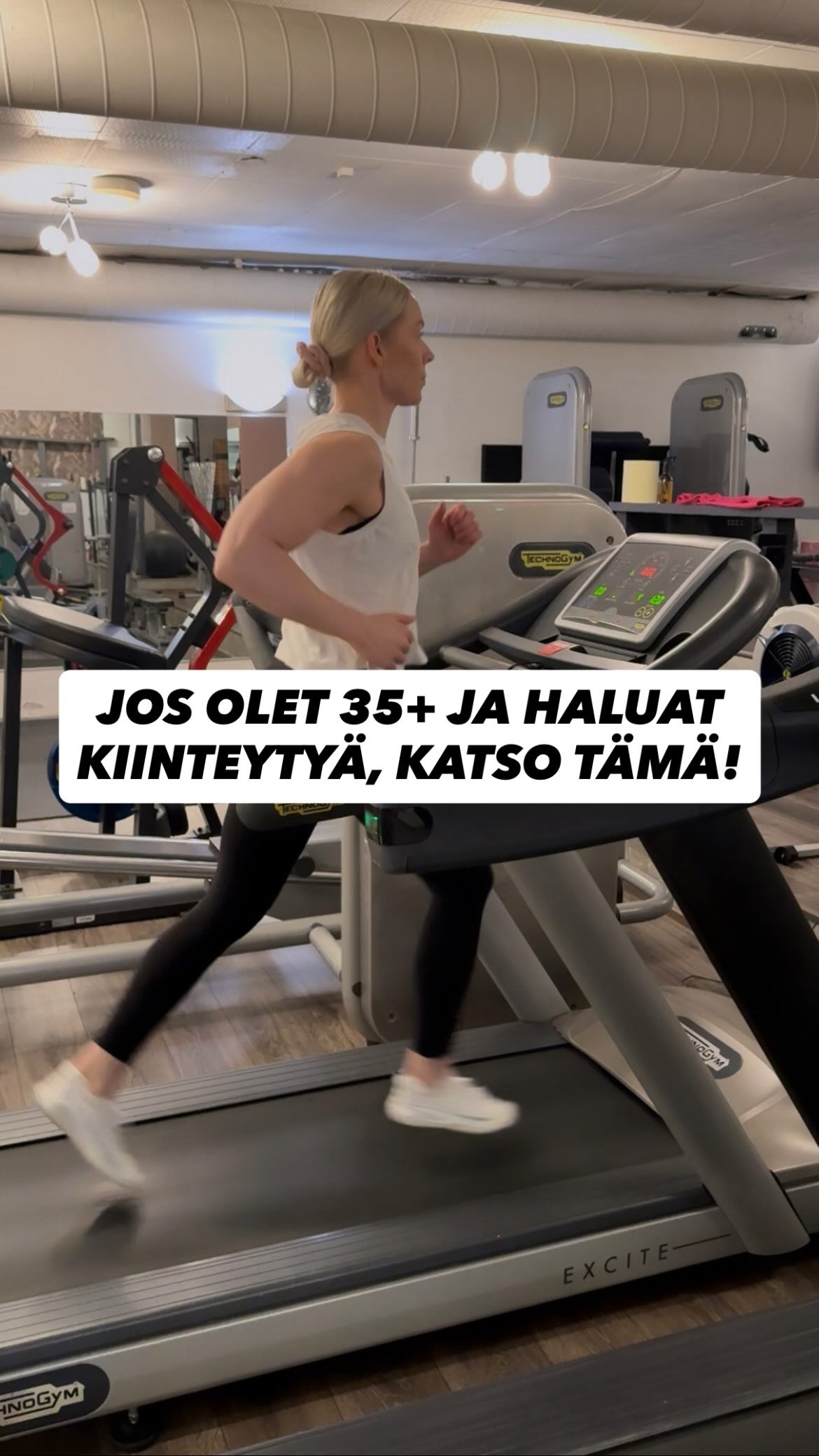 Tiesitkö tämän? 👇🏻
🏋️♂️ Voimaharjoittelu 👉🏻 kehittää lihasmassaa sekä muokkaa kehon koostumusta.
🏃🏼♀️ Aerobinen liikunta 👉🏻 parantaa sydän- ja verenkiertoelimistön kuntoa. Mitä parempi kunto, sitä parempi palautuminen.
🥦 Ravinto 👉🏻 yksi tärkeimmistä tekijöistä rasvanpoltossa! 👉🏻 Jos haluat kiinteytyä, se tapahtuu pääosin ravinnon kautta.
😴 Riittävä uni 👉🏻 tukee palautumista, hormonitasapainoa ja painonhallintaa.
Jos olet nainen 35+ ja tavoitteenasi on kiinteytyä, älä nojaa pelkkään aerobiseen harjoitteluun! ❌ Aerobinen liikunta on tärkeää, mutta muista:
👉🏻 Panosta voimaharjoitteluun, riittävään proteiininsaantiin, arkiliikuntaan ja uneen (7–9 h).
Kevyempi liikunta tukee palautumista, kun taas kovatehoinen harjoittelu kuormittaa enemmän 👉🏻 löydä itsellesi sopiva tasapaino, niin että palaudut.
👉🏻 Vähemmän “kuluttamista”, enemmän fiksua ja nousujohteista tekemistä!
Jo 35+ iässä palautumis- ja stressinsietokyky voi alkaa muuttua hormonaalisten tekijöiden myötä.
👉🏻 Liiku niin, että keho ja mieli voivat hyvin ja jaksat arjessa! 💛
Tallenna tämä ja pidä fokus oikeissa asioissa, jos haluat kiinteytyä, jaksaa paremmin ja saada tuloksia! 🔥
Paina ❤️ ja tallenna!
Seuraa tiliäni, jos aihe resonoi. Jaan vinkkejä treeniin, ravintoon ja palautumiseen! ✅
#kiinteytyminen #palautuminen #uni #ravinto #voimaharjoittelu