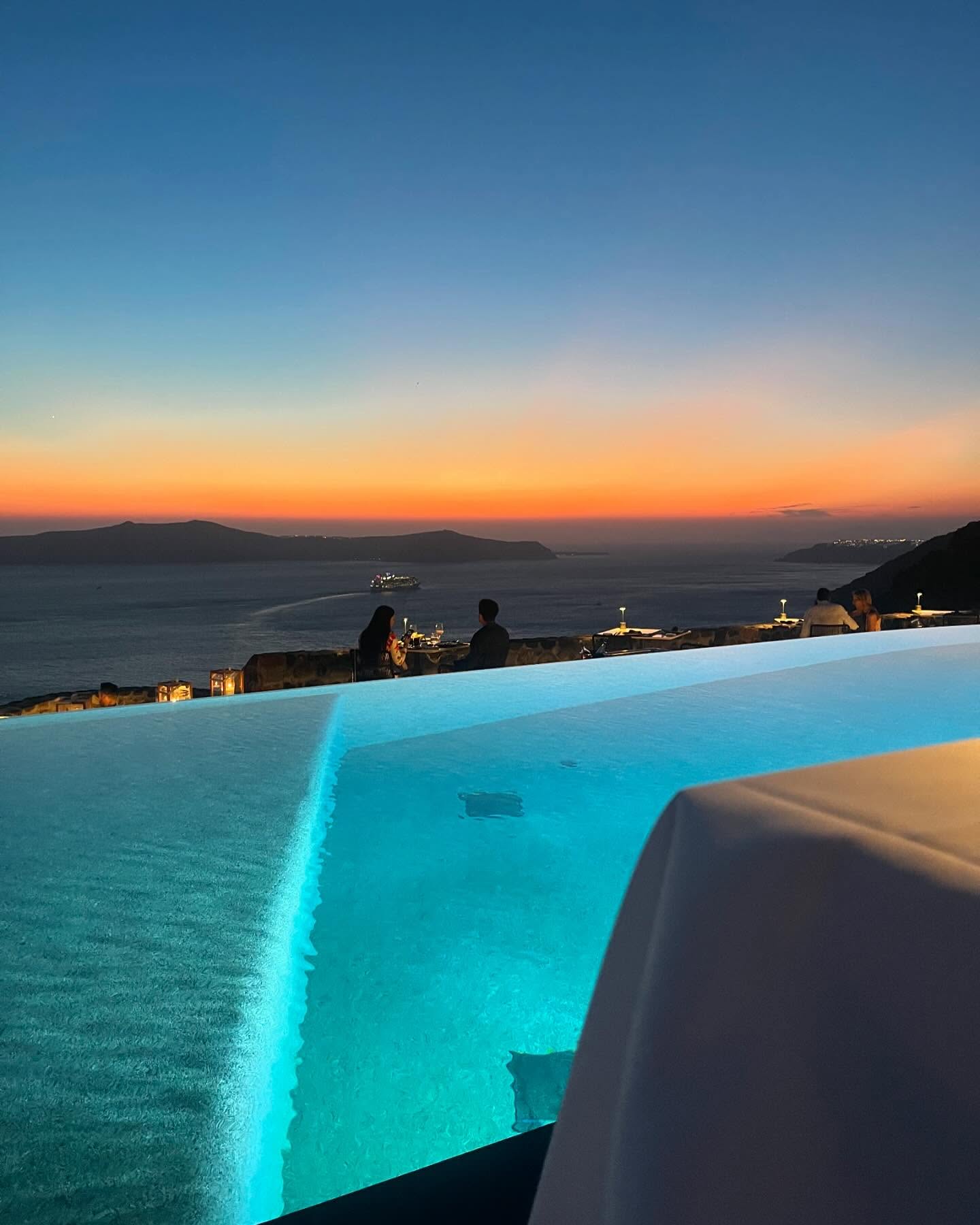 Why not doing an event here?!? ⭐️
The perfect place 🇬🇷
#santorini #fira #greece #typeloversevents