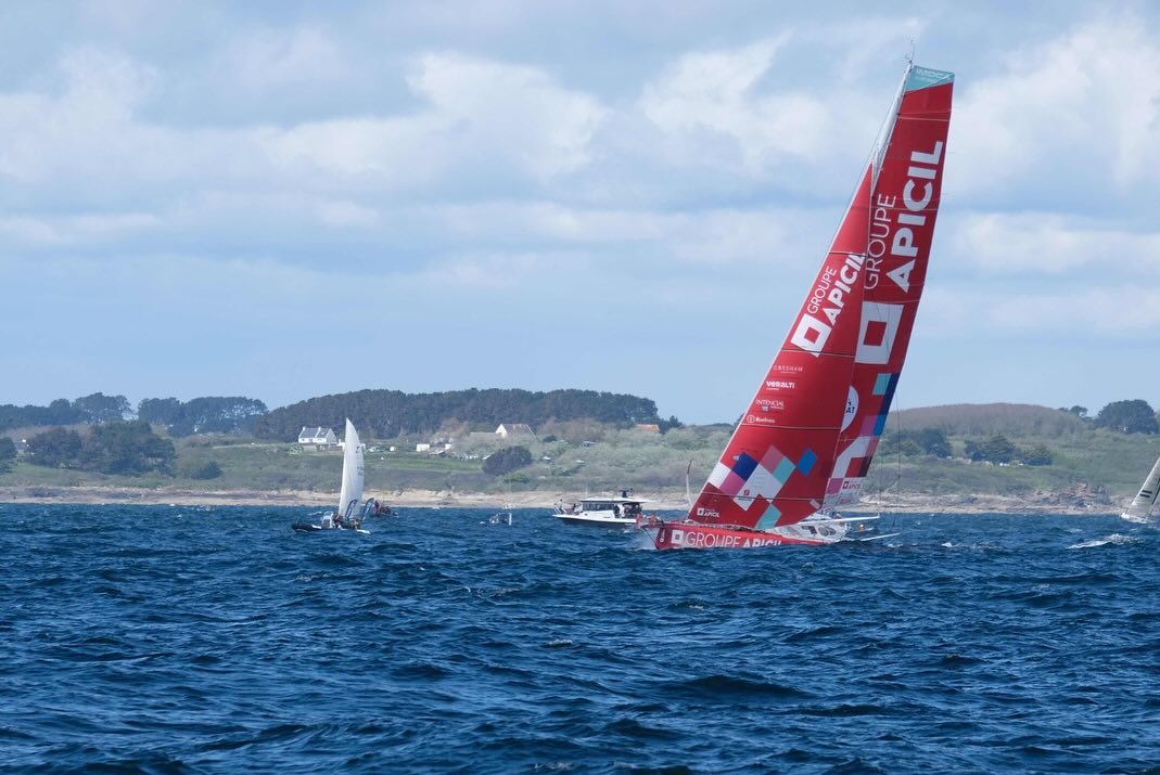 TOP DÉPART @the_transat_cic !
Merci à @icomfrance d'avoir permis à notre Rémy d'être sur le départ aujourd'hui ! Il a pu prendre de magnifiques photos pour nous faire partager l'instant !
🌊🌊🌊🌊