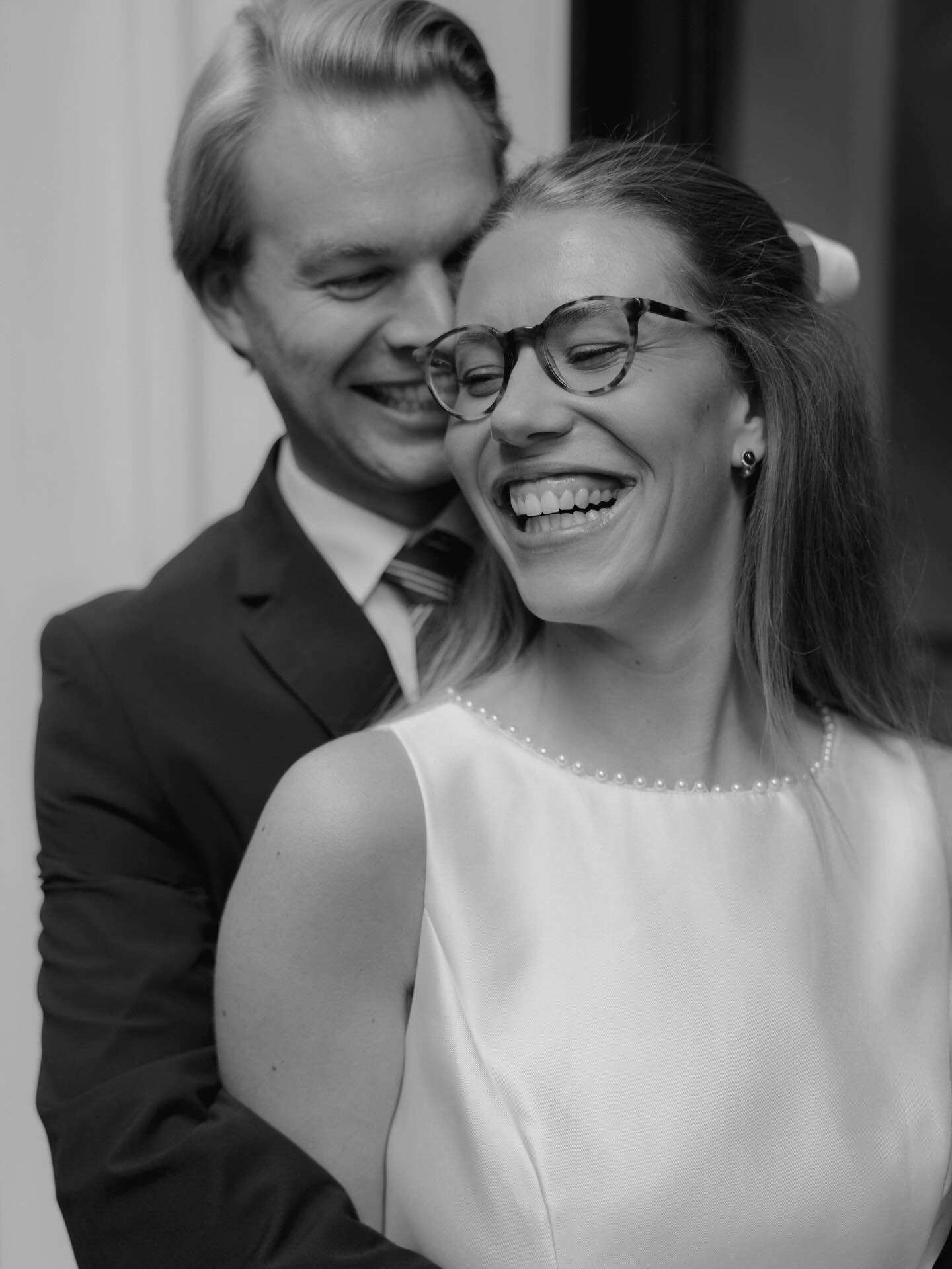 C&T’s civil wedding ceremony in Hamburg and some special moments with her proud father. 🤍