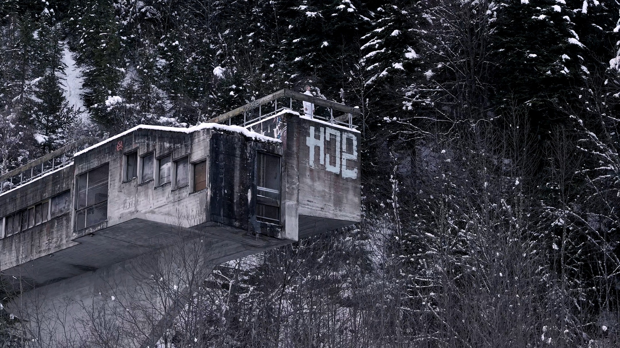 🪁 20 000 lieues sur terre,
Je vole, je cours les cimes...
24.04.2026
#staytuned #presave #dattola #newsingle #newvideo #frenchpop #indiepop