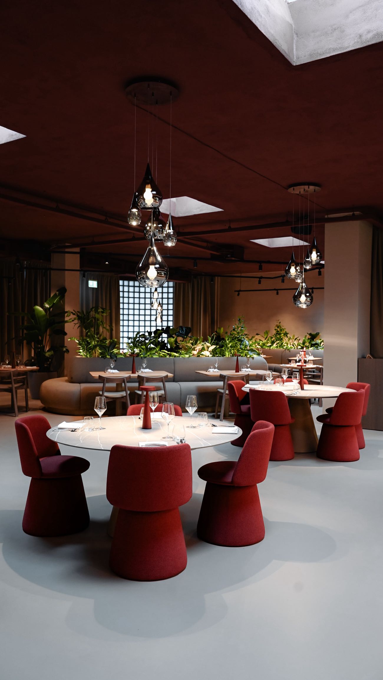 10 000. Tolik přesně vás tu k dnešku je. 🥂🎉 Čas utekl jako voda a za 3 dny to bude půl roku, co jsme Soyshi otevřeli. Ta podpora z vaší strany je neskutečná, moc si toho vážíme a děkujeme. Za každou vaši návštěvu, recenzi i pěkné slovo.
Nadále se budeme snažit vám přinášet maximální zážitek a posouvat laťku zas o kousek výš.