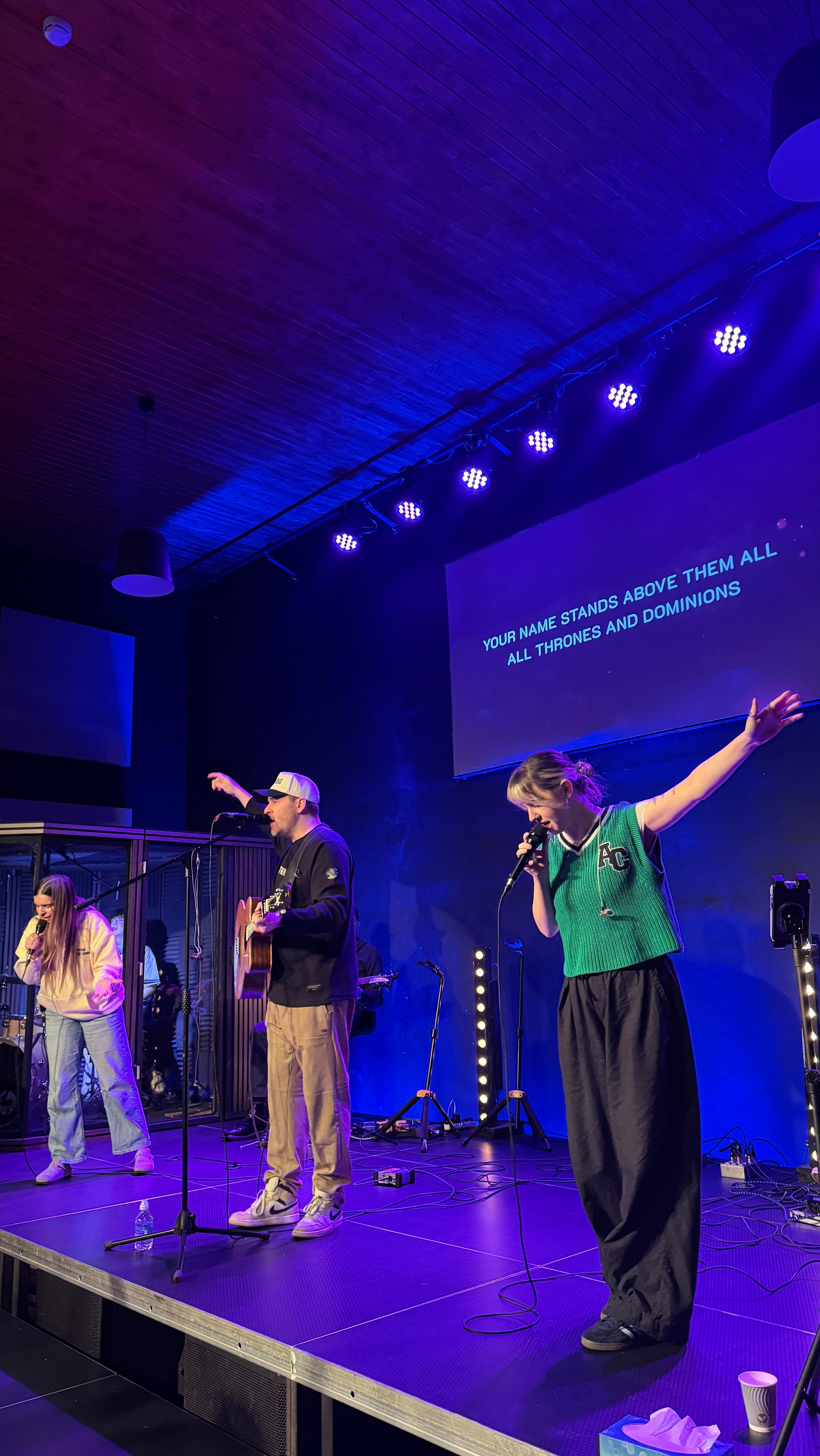 What a privilege it is so be in the presence of the Holy Spirit 🙌🏻
This is going to be a big week ahead!
More posts to follow…
#jesus #revival #upperroom #worship #homechurch