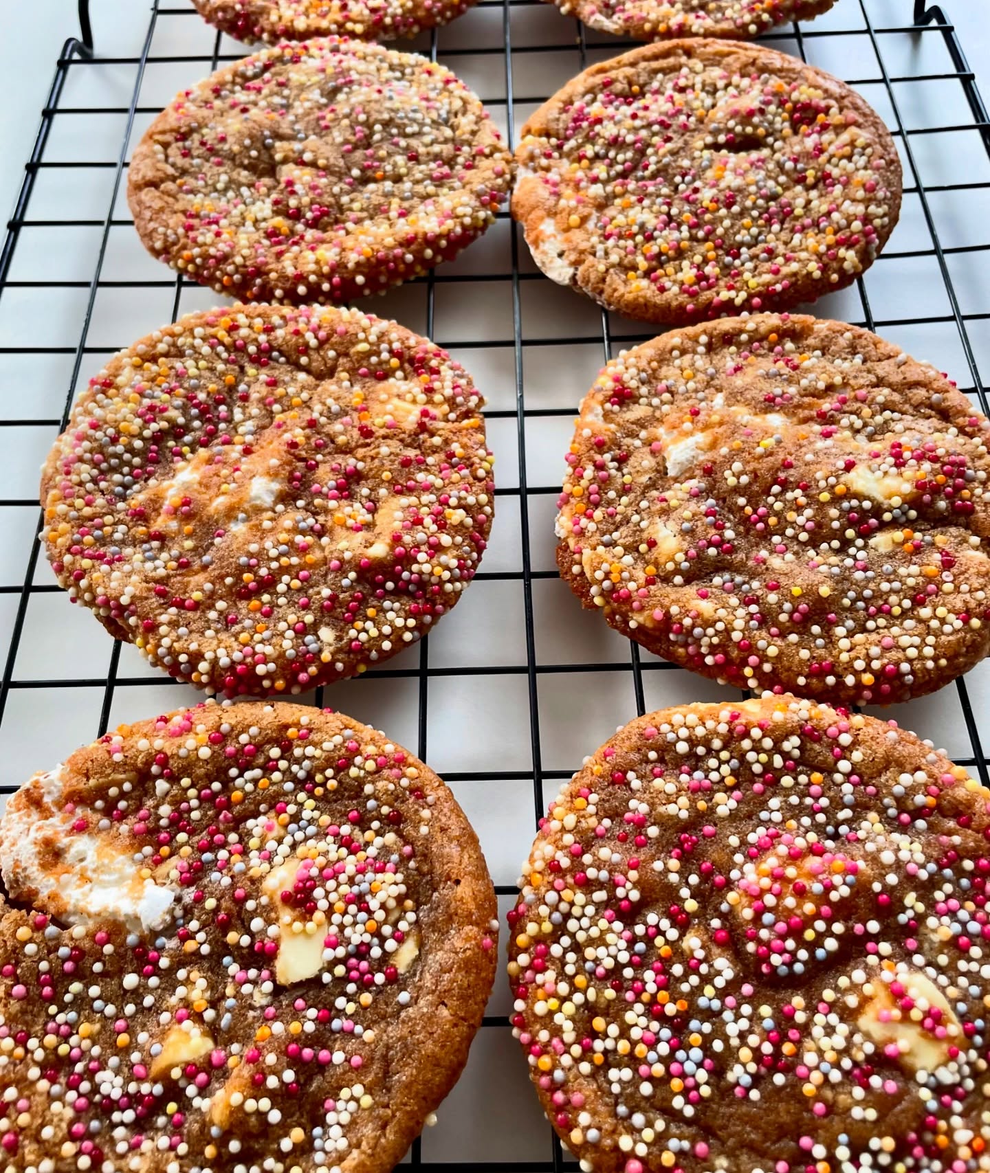 Did you know September marked our half-birthday?🎉 Okay, we might be stretching it, but that’s no reason not to celebrate by bringing back some of your all-time favourite flavors! This week, we’re taking you on a delicious trip down memory lane, starting with the iconic Birthday Surprise! 🎂✨ Did your tastebuds ever get to experience this one? Drop a comment if they did—or if you’d love to see it make a comeback! 😉🍪 🎈
#cookiedwithlove #birthday #surprise